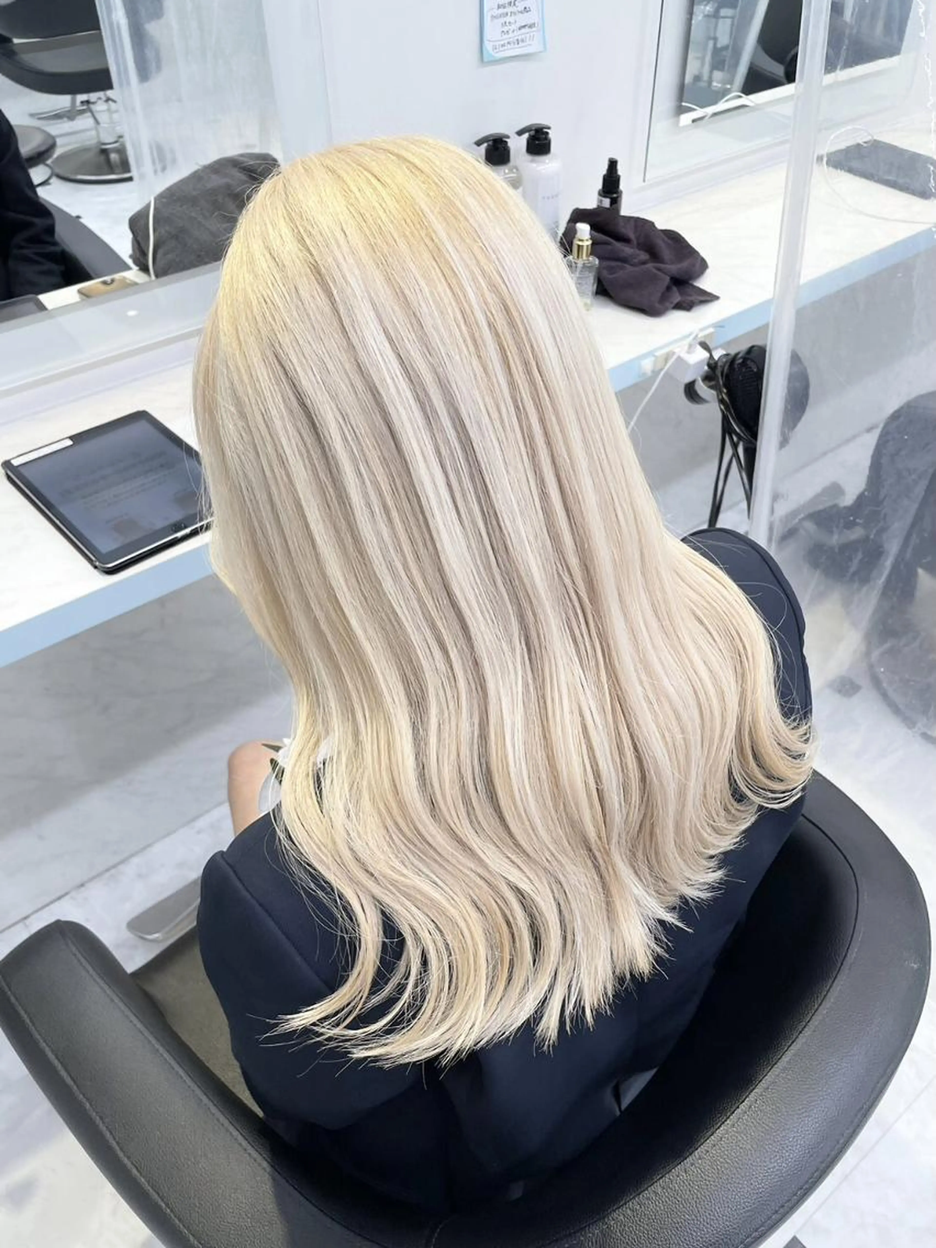 ✨お得な🉐クーポン✨ブリーチ２回➕全頭カラー➕髪質改善トリートメントの写真