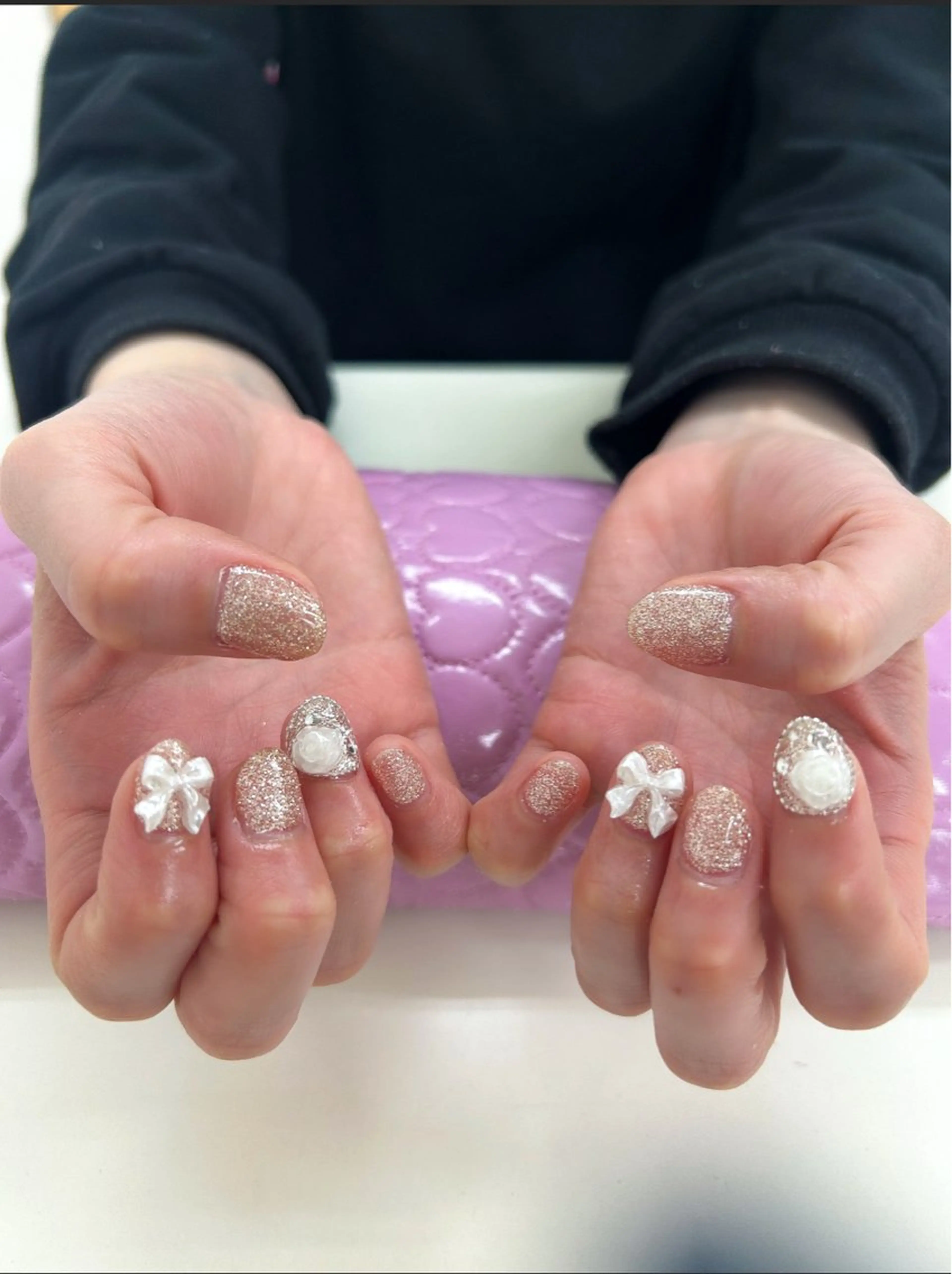 ネイル ネイルサロンエーナイン札幌大通本店所属・宇野 舞美のネイルデザイン