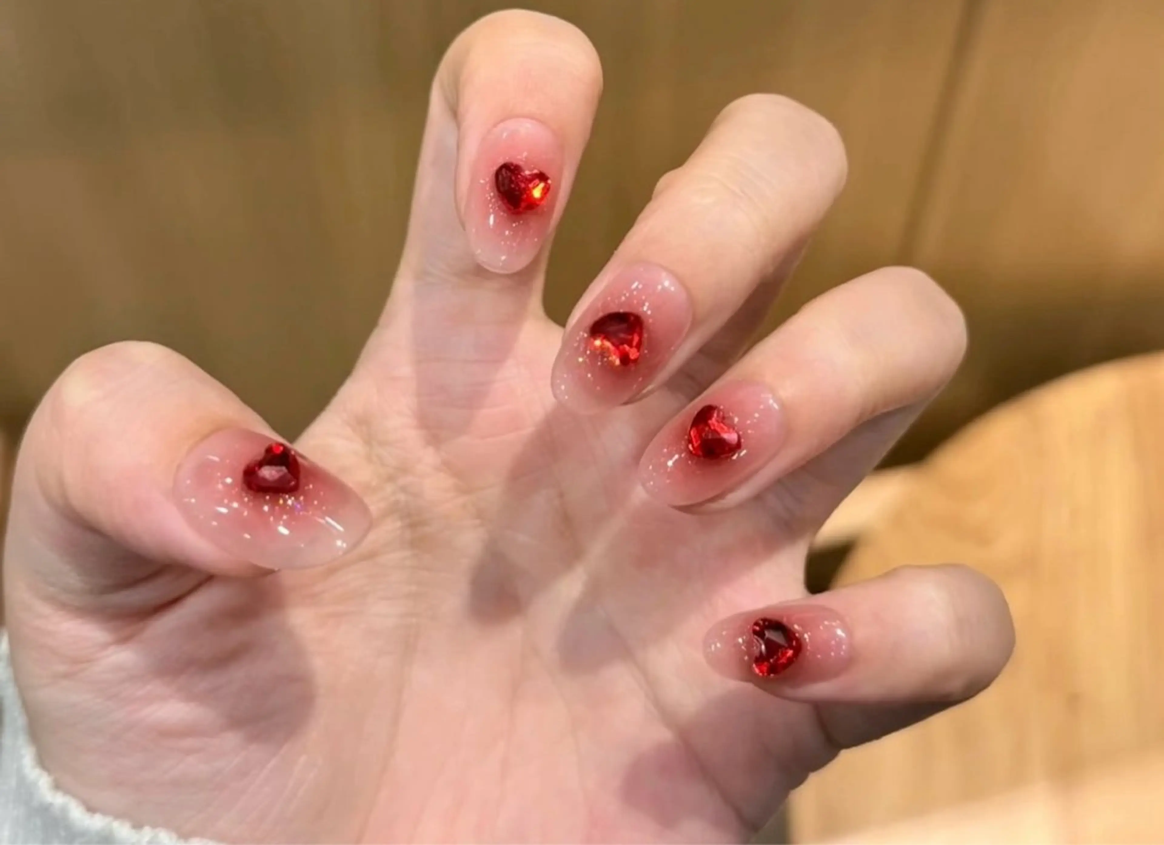ネイル フレンチネイル グラデーション キラキラネイル 韓国ネイル マグネットネイル ハンドネイル 🎀🎀YooLi Nail Salonのネイルデザイン