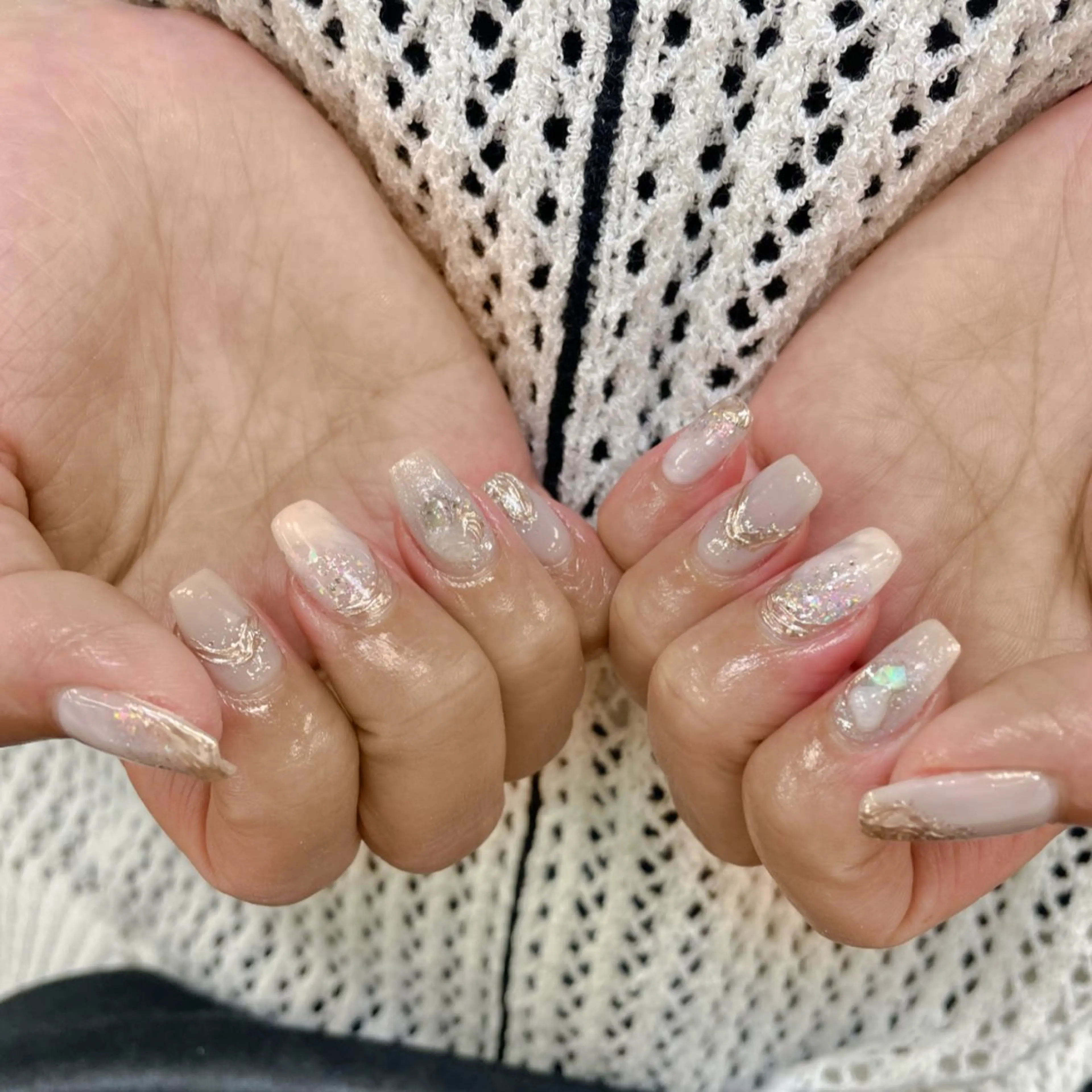 ネイル キラキラネイル ミラーネイル NAIL MOONのネイルデザイン