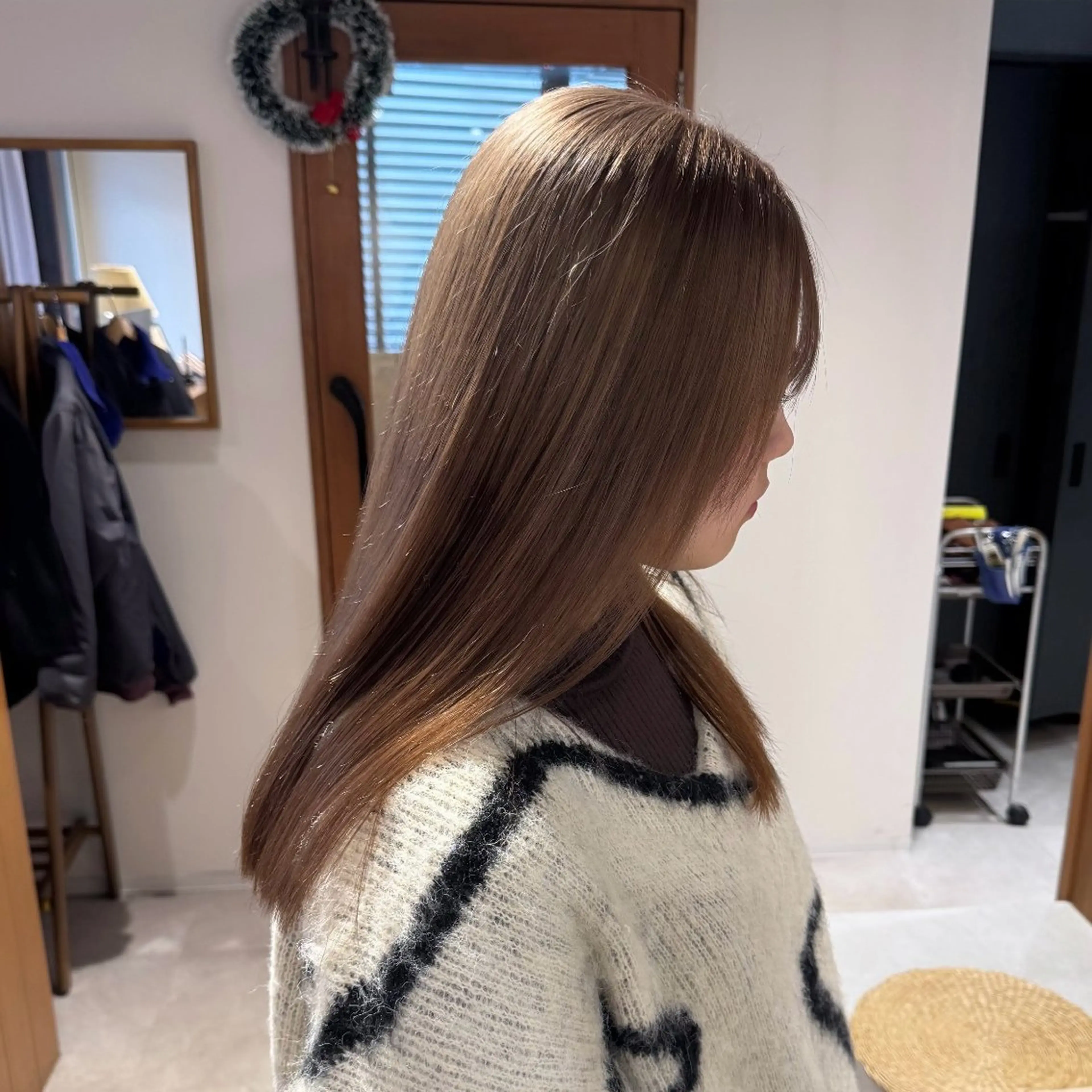 カラー ブリーチ ヘアカラー トリートメント 優梨 EIGHT💞のヘアスタイル