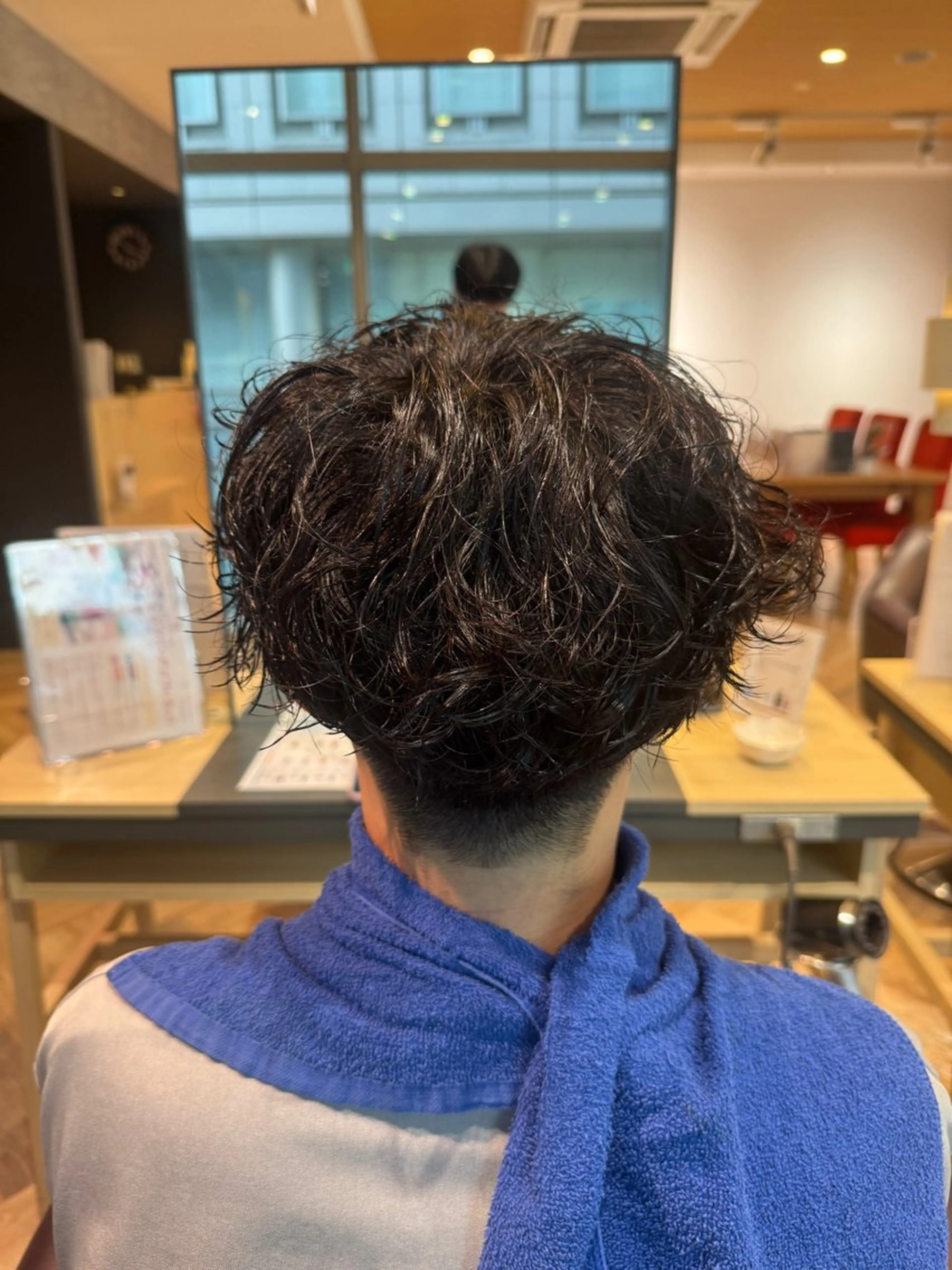 ショート パーマ メンズ メンズ特化/ センターパート/八谷のヘアスタイル