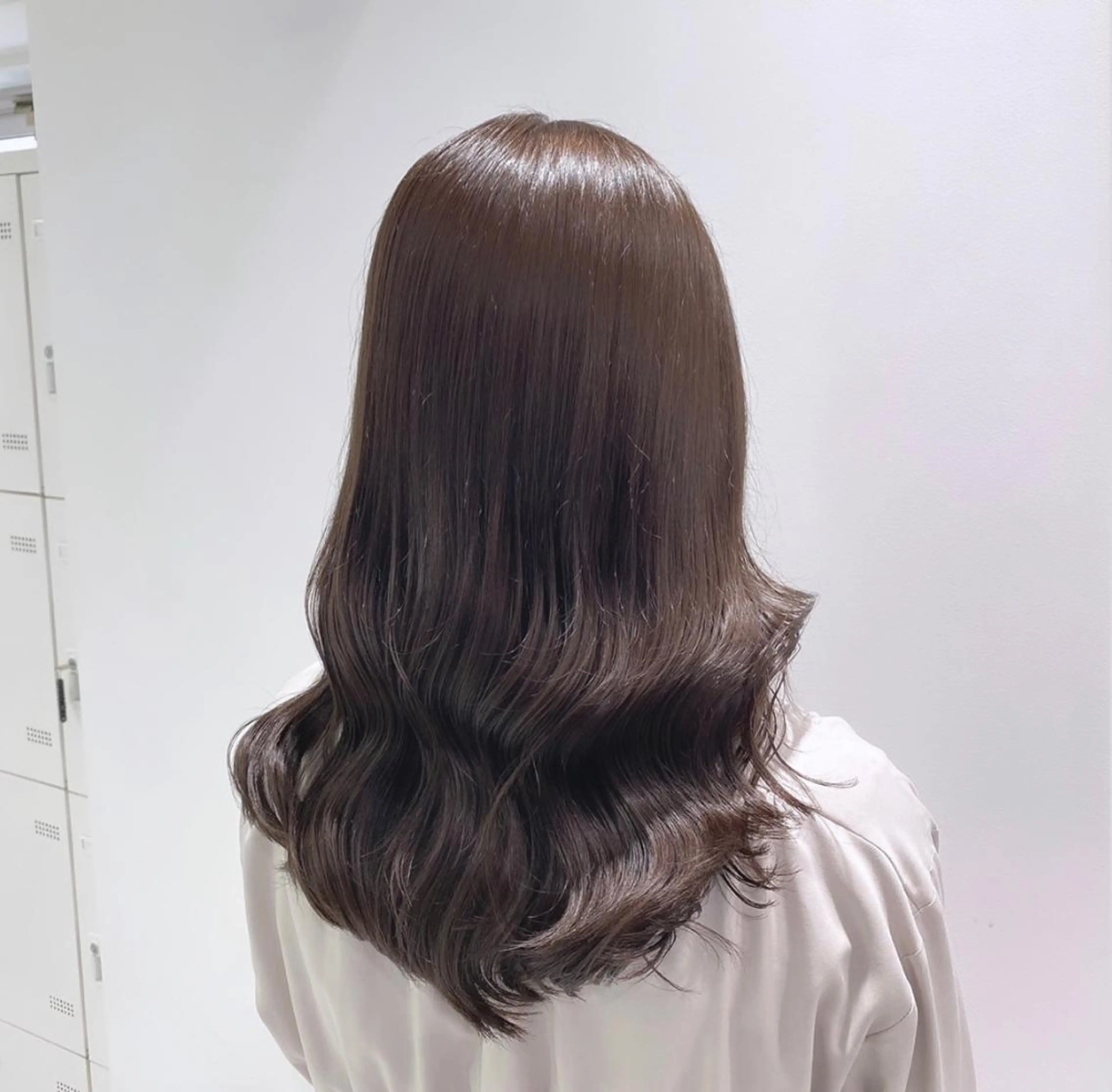 セミロング カラー ヘアアレンジ Ella所属・nana【艶髪】/ レイヤー/縮毛矯正のヘアスタイル