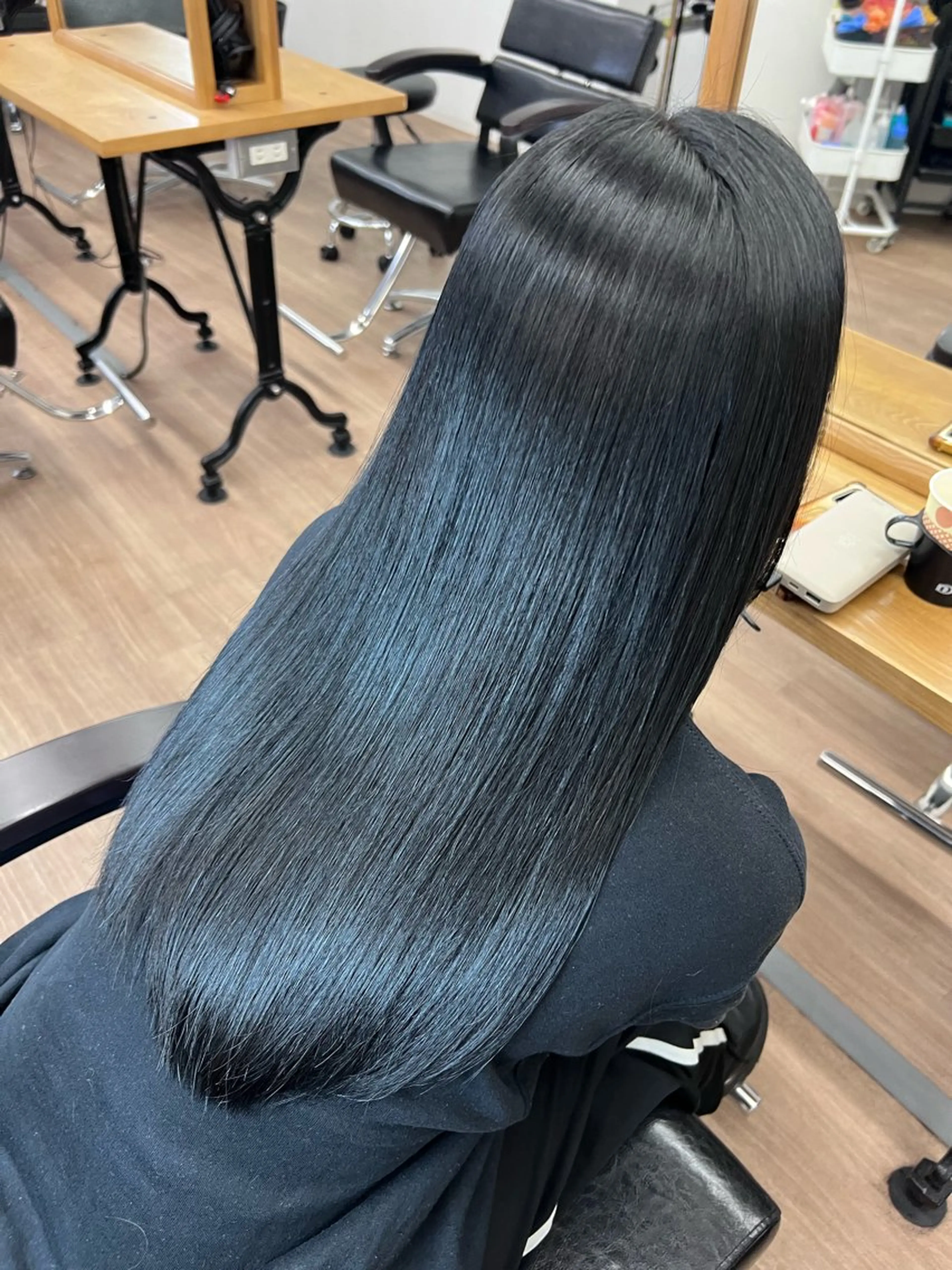 ロング パーマ 縮毛矯正 カット 縮毛矯正 トリートメント 武田涼レイヤーカット 髪質改善×縮毛矯正のヘアスタイル