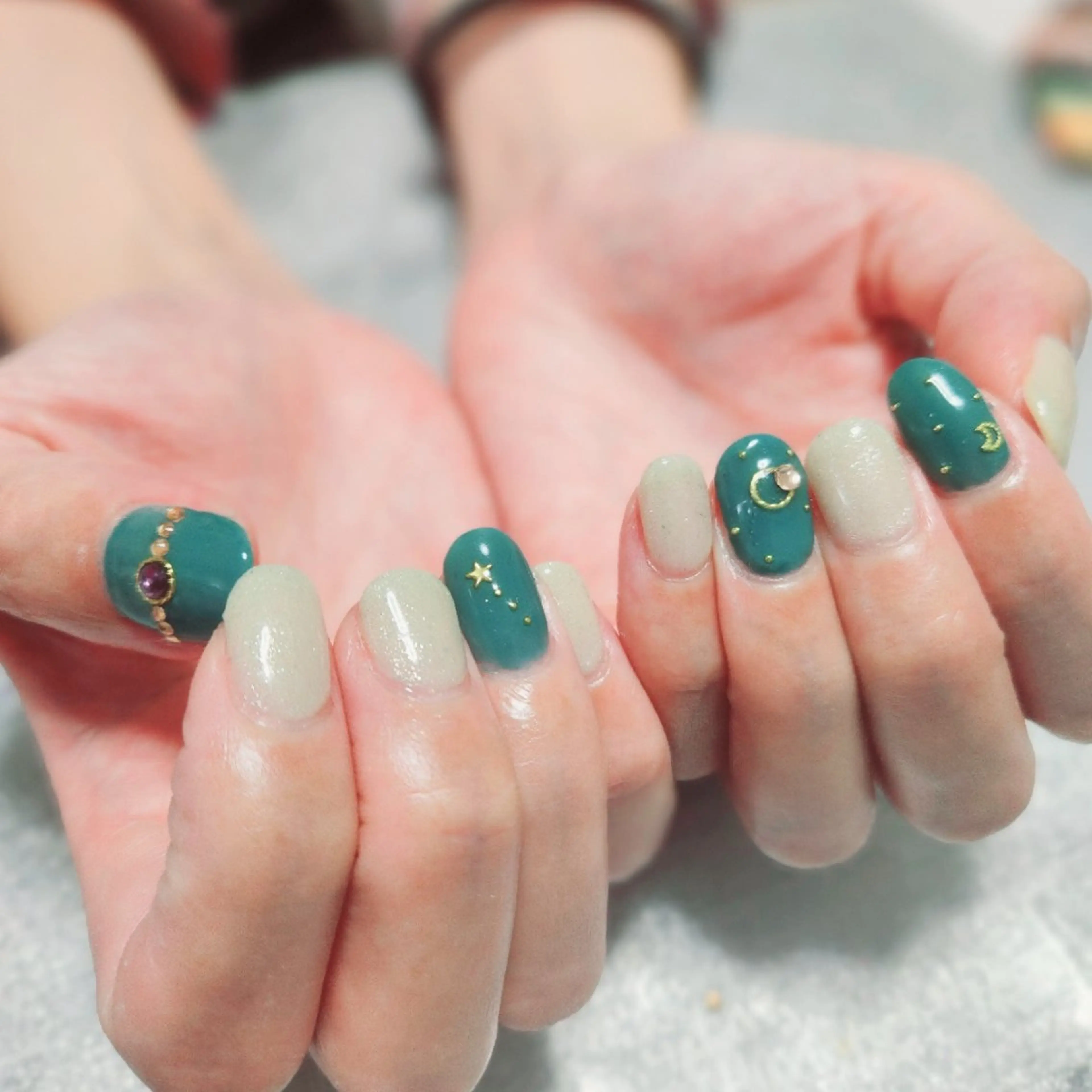 ネイル ハンドネイル 鈴木 憂維のネイルデザイン