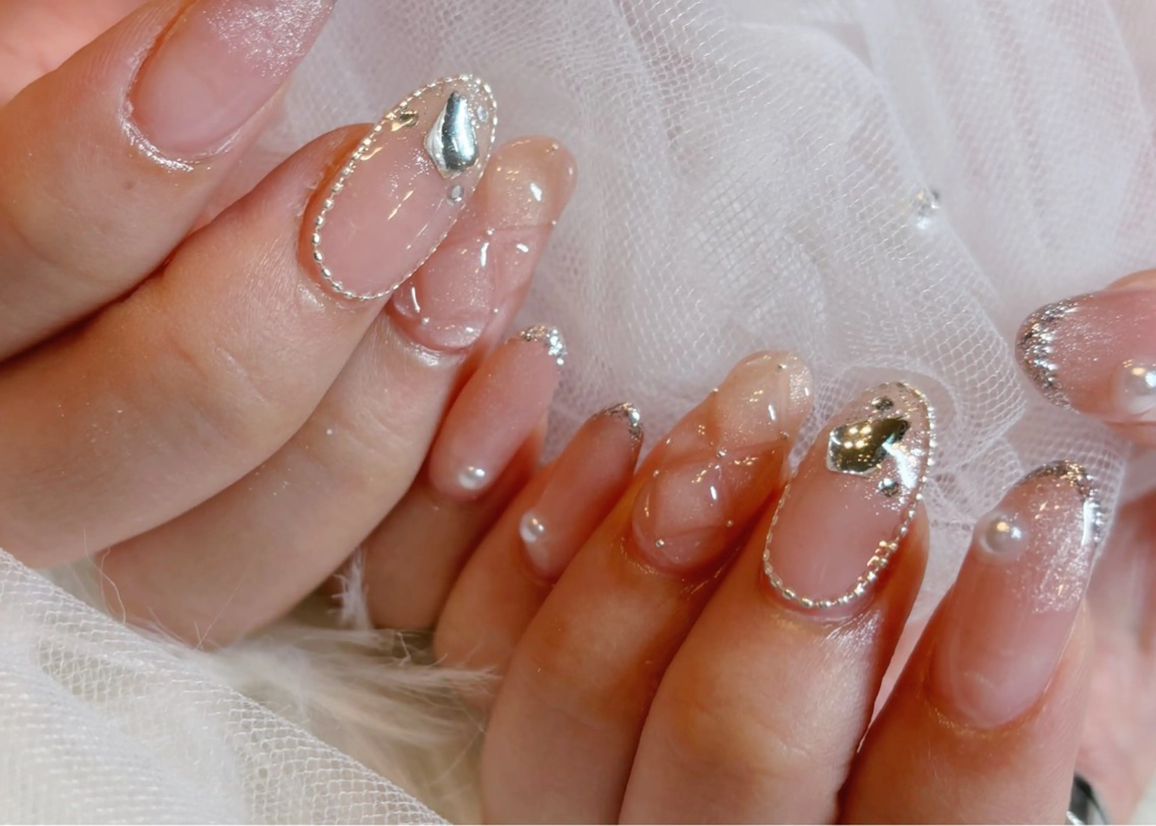 ネイル ハンドネイル le'a-レア-【ア イ×ネイル×眉】のネイルデザイン