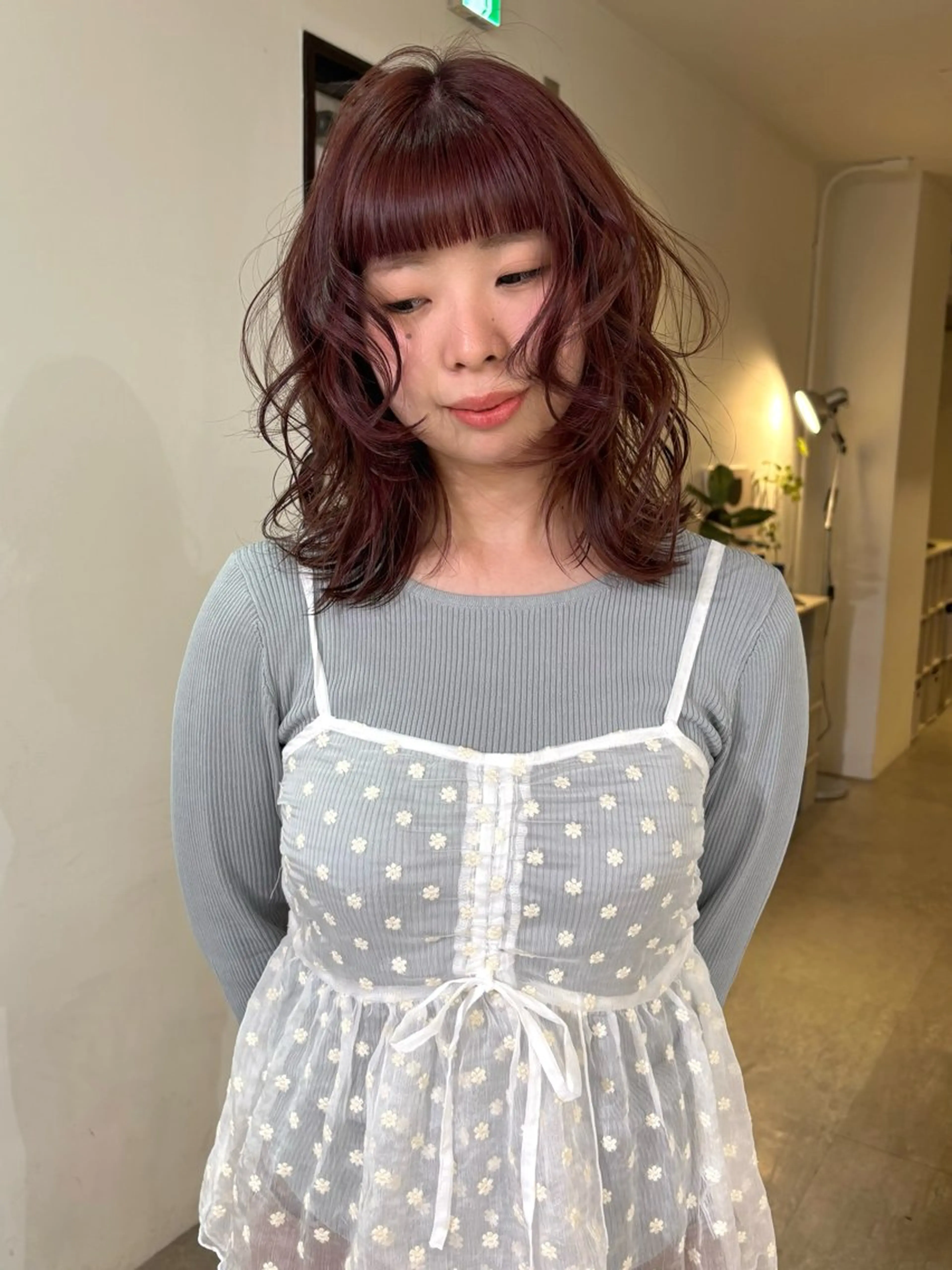 ミディアム カラー ブリーチ ダブルカラー ブリーチなしカラー カット ヘアカラー mizuki/ピンク ベージュ.レイヤーのヘアスタイル