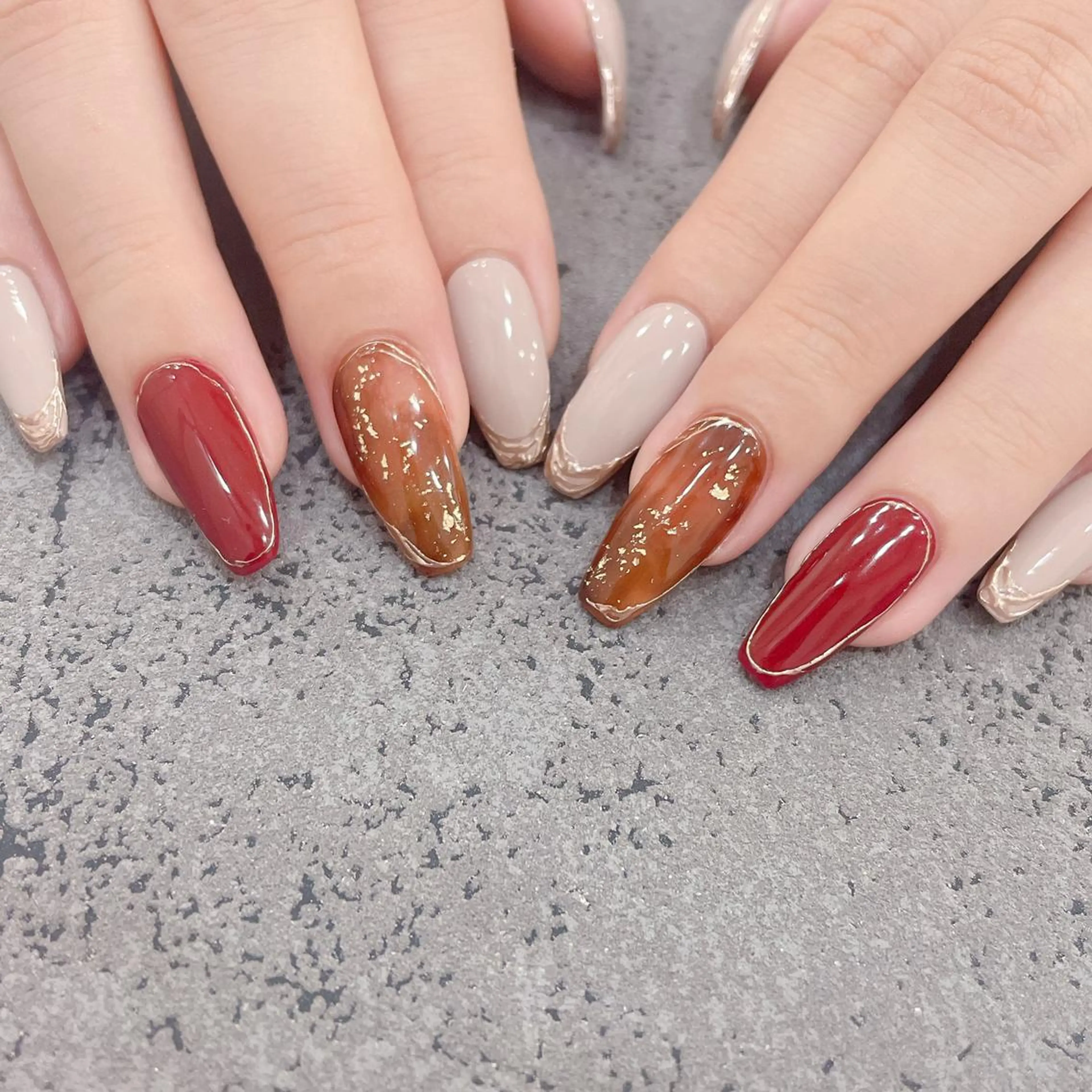 ネイル バニーアイズ　ネイル ニューオータニ博多店のネイルデザイン