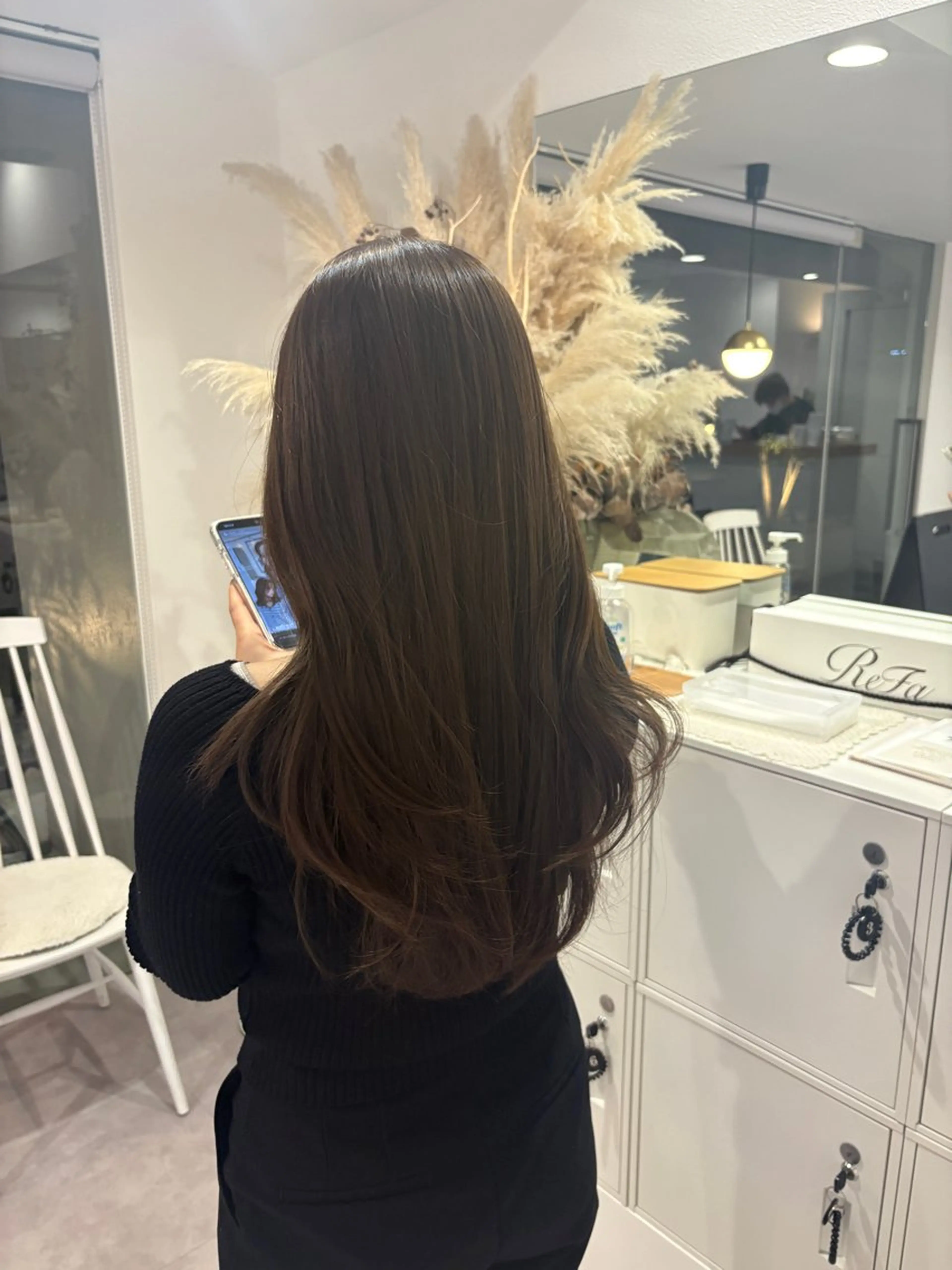 ロング レイヤーカット 新井 美優のヘアスタイル