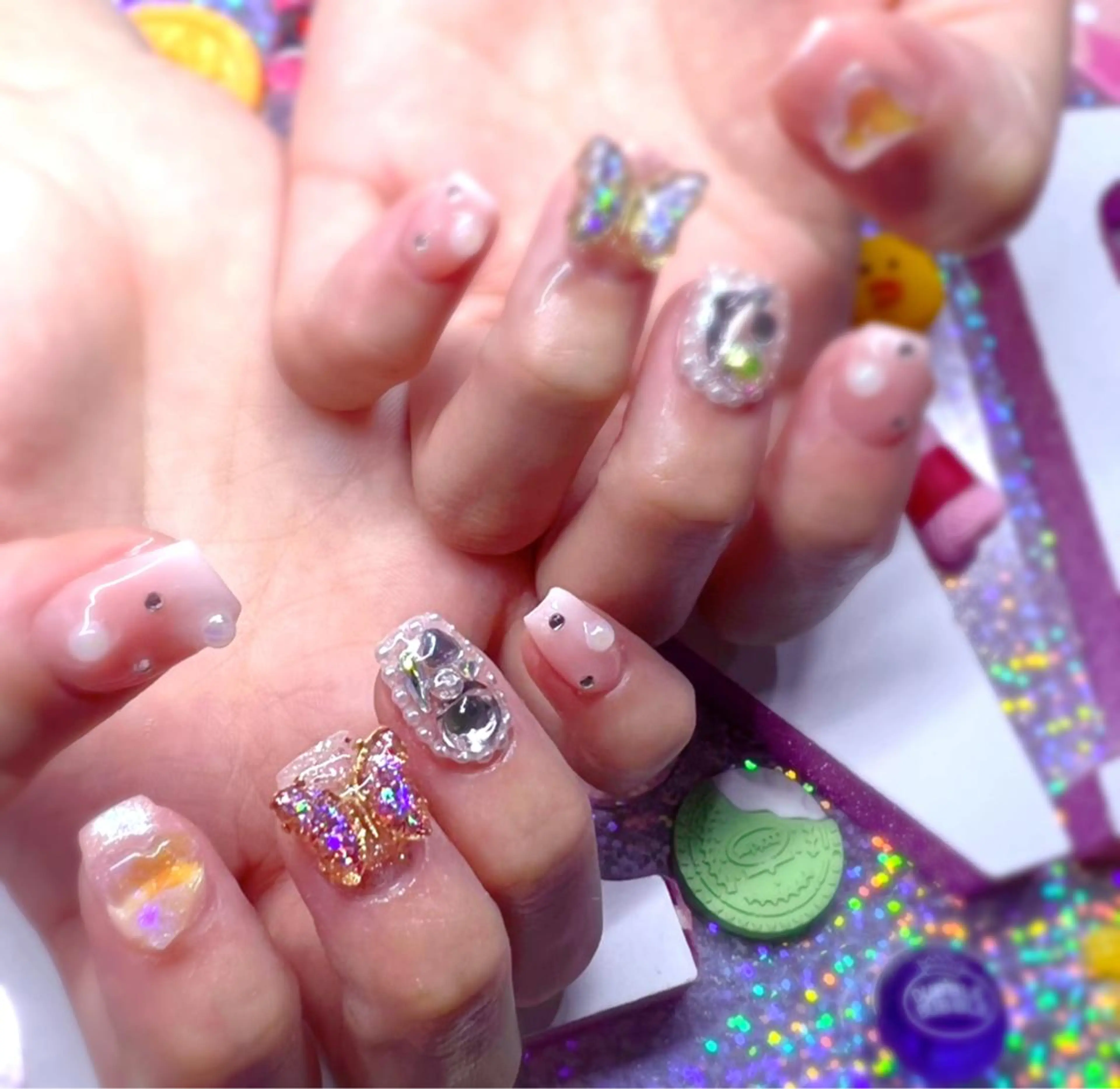 ネイル アートネイル クリアネイル ジェルネイル ニュアンスネイル オフィスネイル 8appy YUKITIN.Bのネイルデザイン