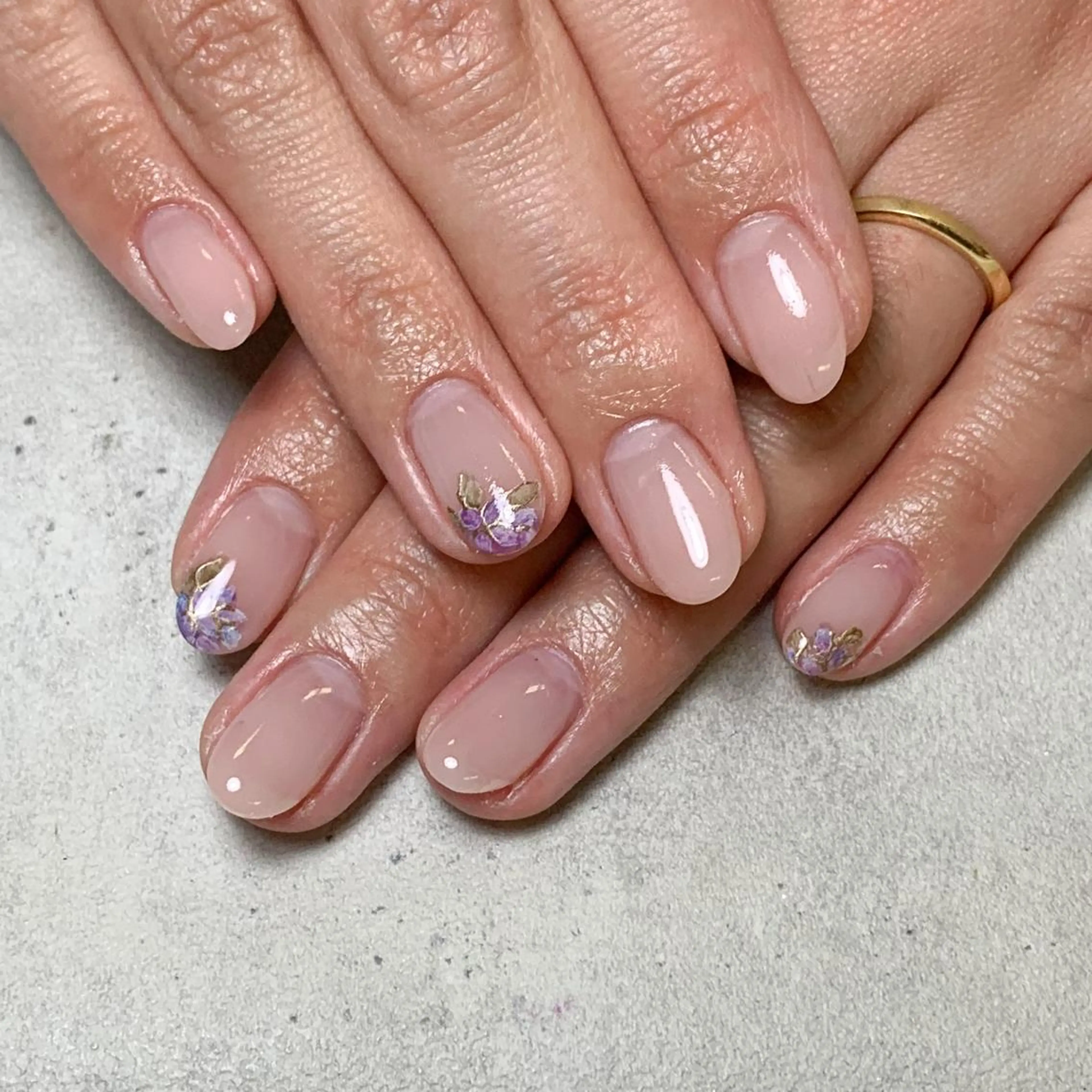 ネイル atelier　FIORITURA所属・FIORITURA aiのネイルデザイン