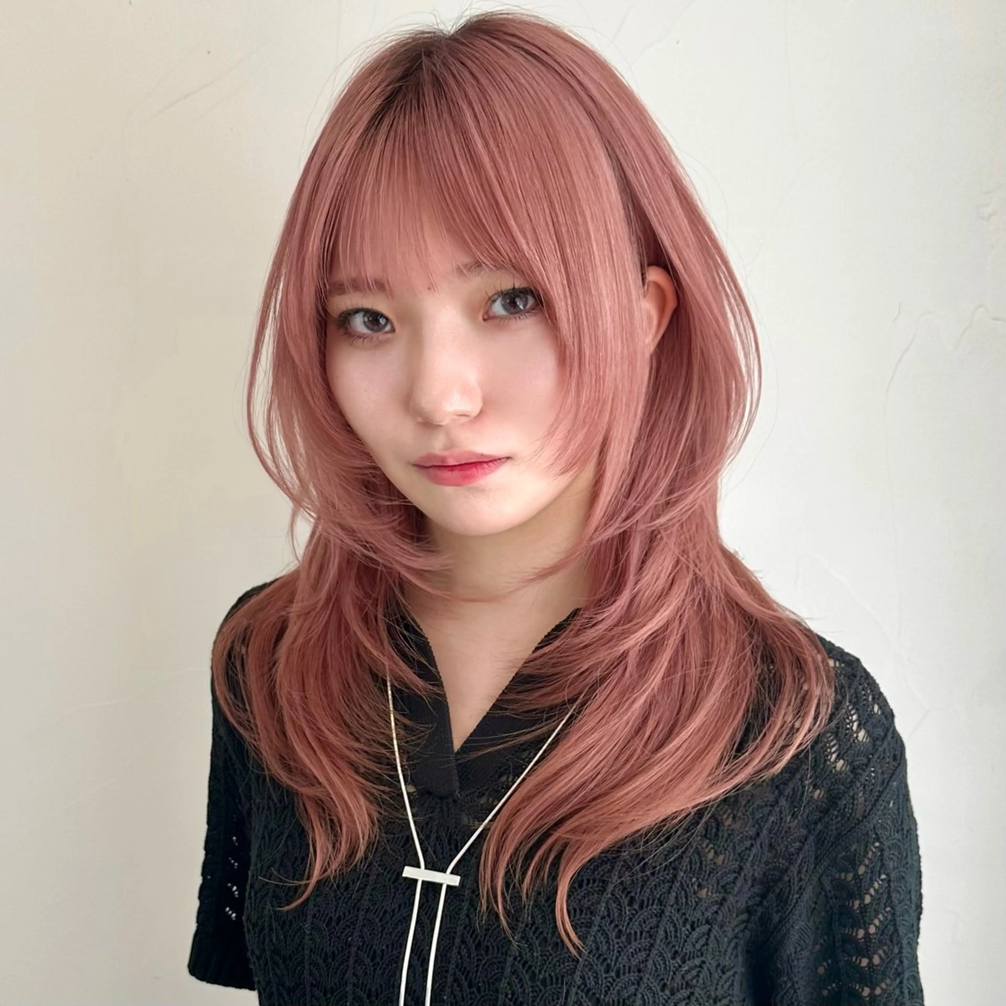 セミロング カット ヘアカラー トリートメント 🌹ハッシュカット、 レイヤー韓国ヘア🌹のヘアスタイル