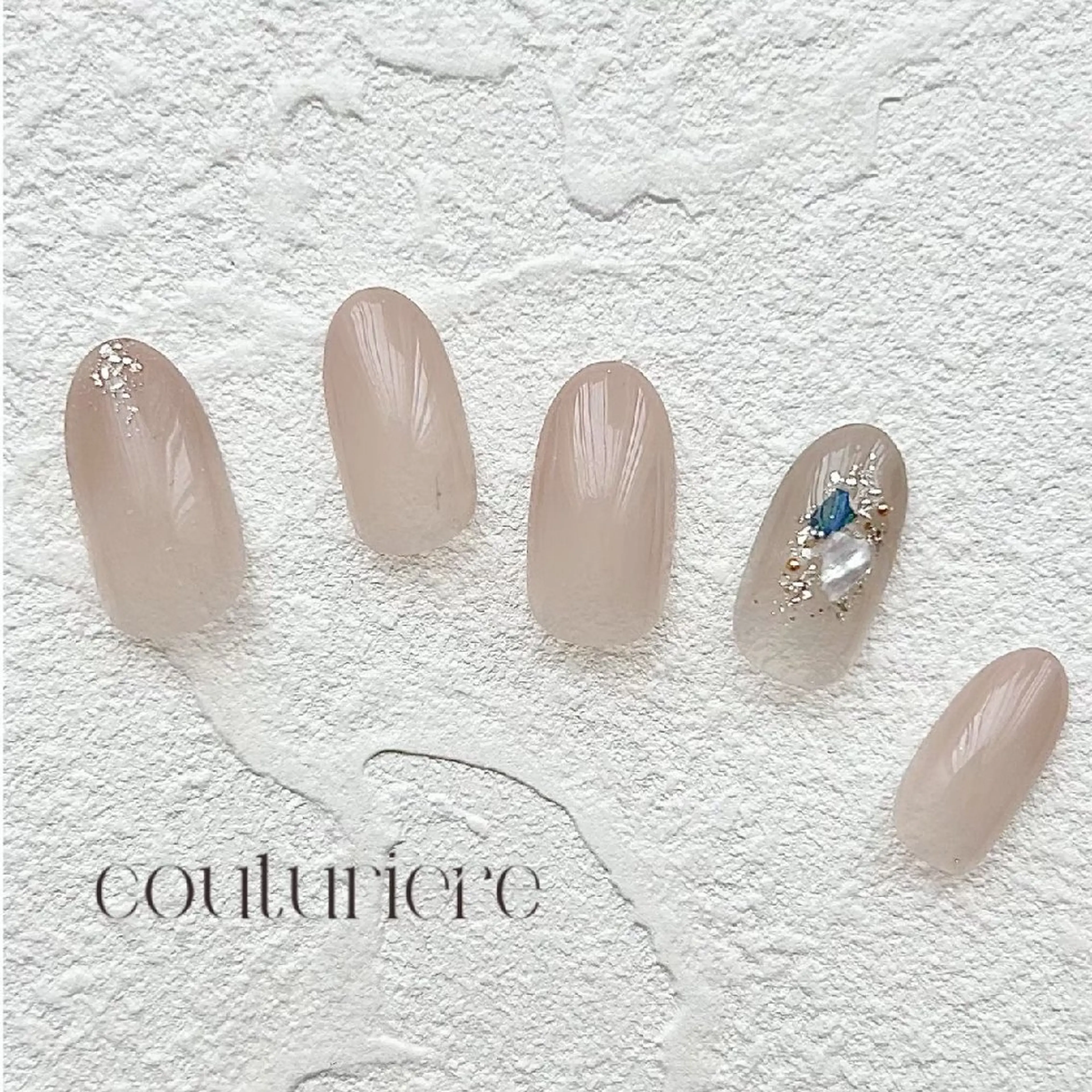 ネイル クチュリエール銀座 💅 ちさと🐾のネイルデザイン