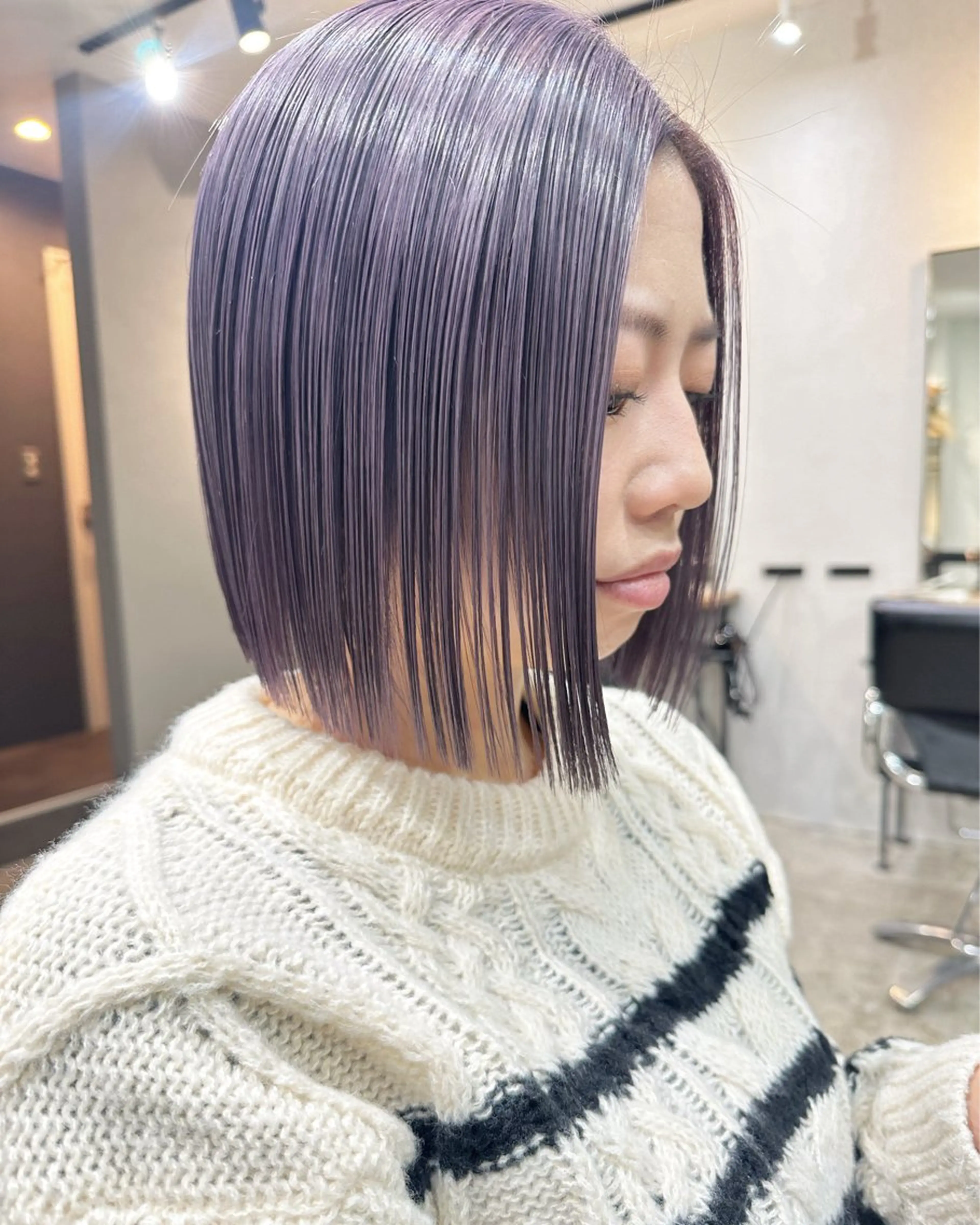 ミディアム カット ヘアカラー YURIK Aのヘアスタイル