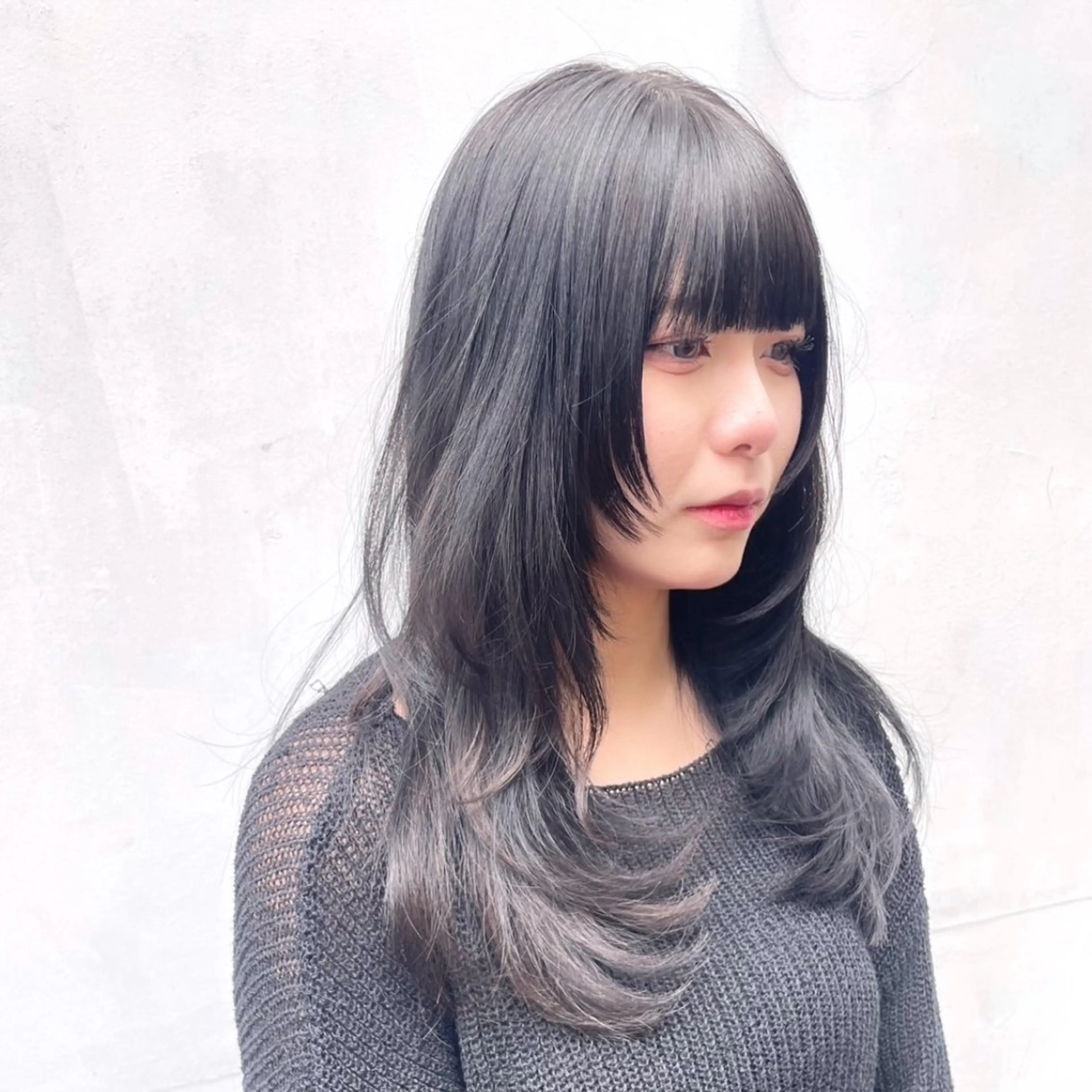 セミロング レイヤーカット ハイトーン/ウルフ/ レイヤー/Asukaのヘアスタイル