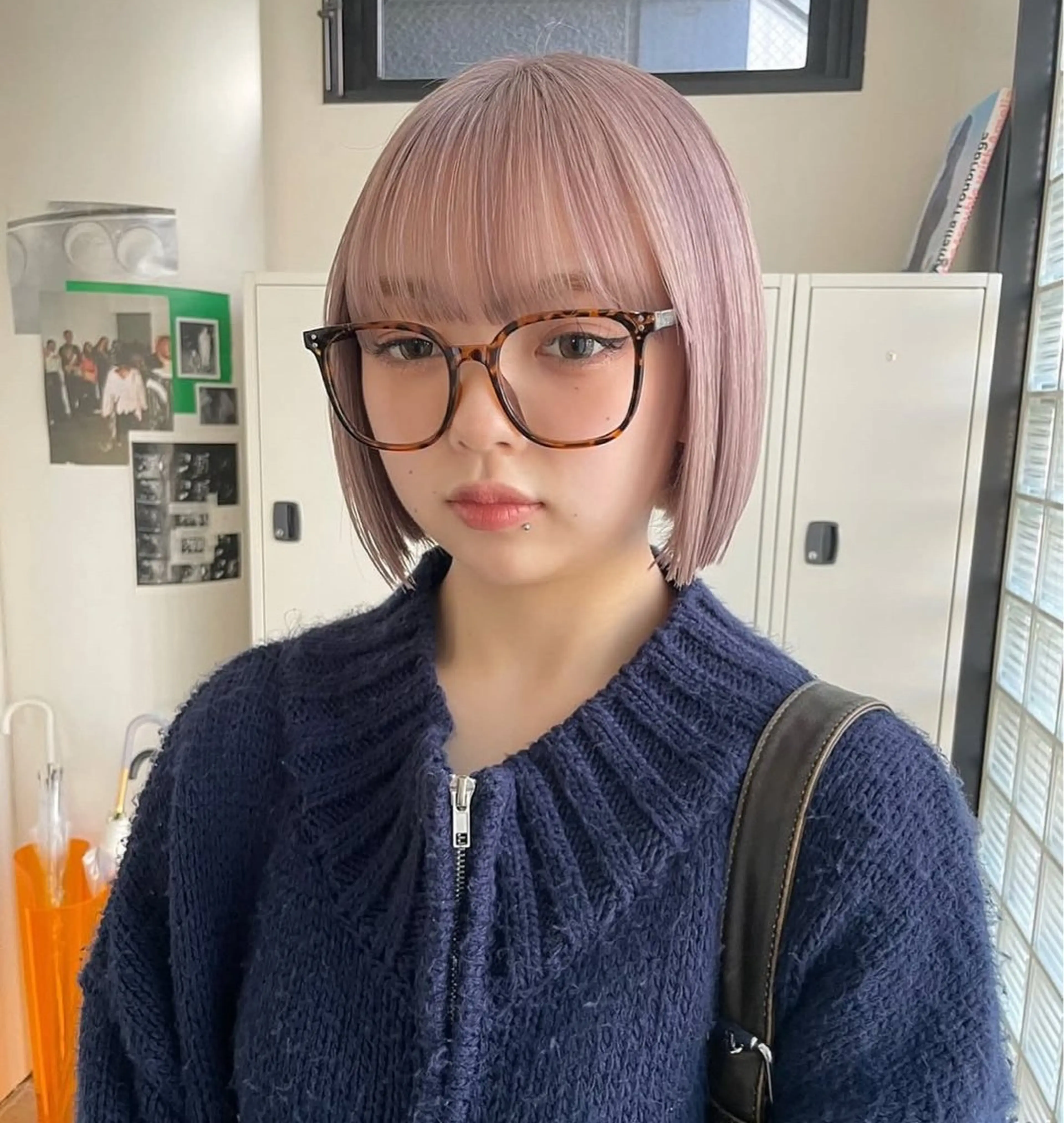 ショート カラー 祐川 愛希のヘアスタイル