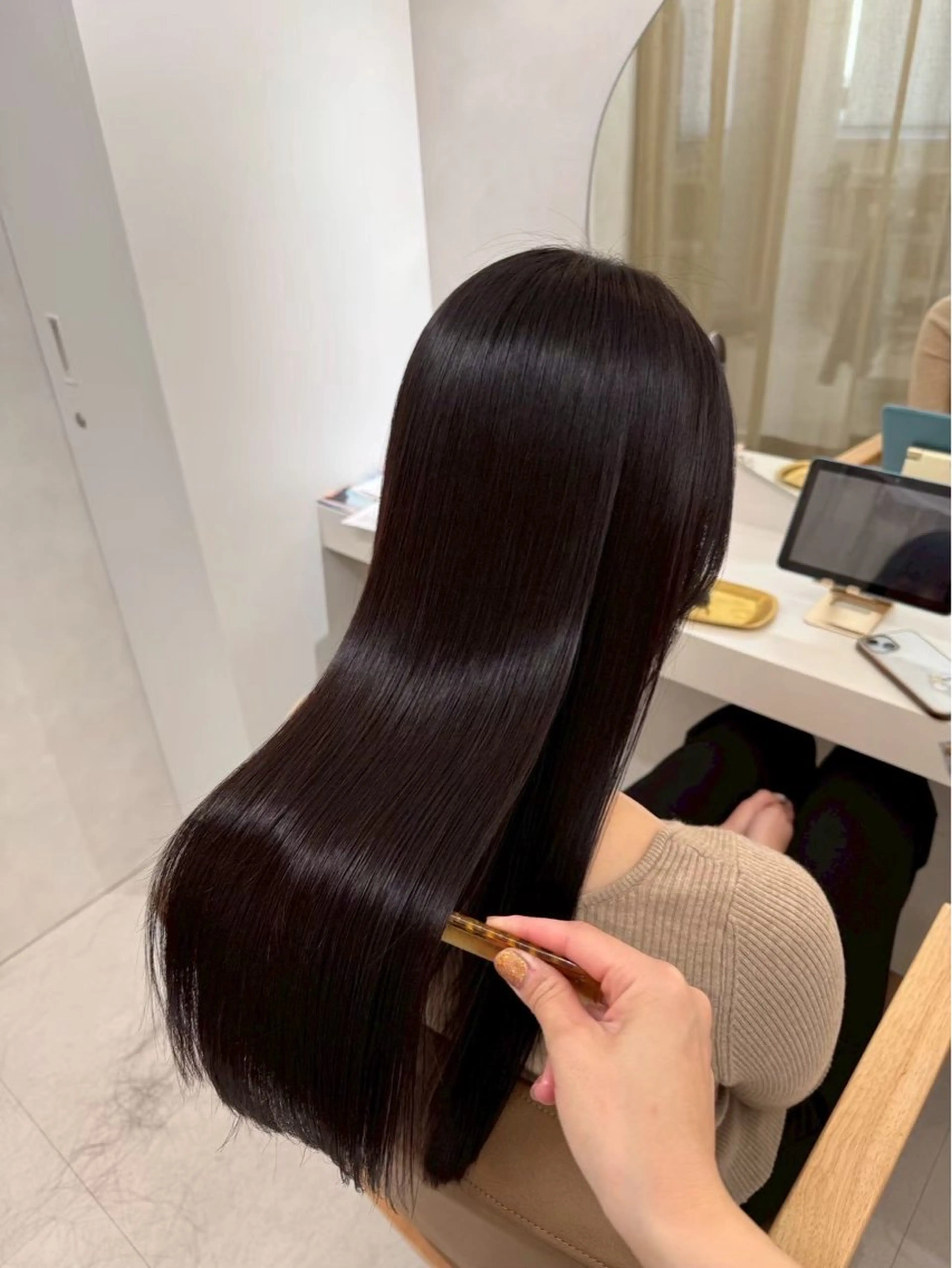 【 ❤️🔥期間限定3枠のみ❤️🔥】透明感艶カラー+髪質改善トリートメント2回転の写真