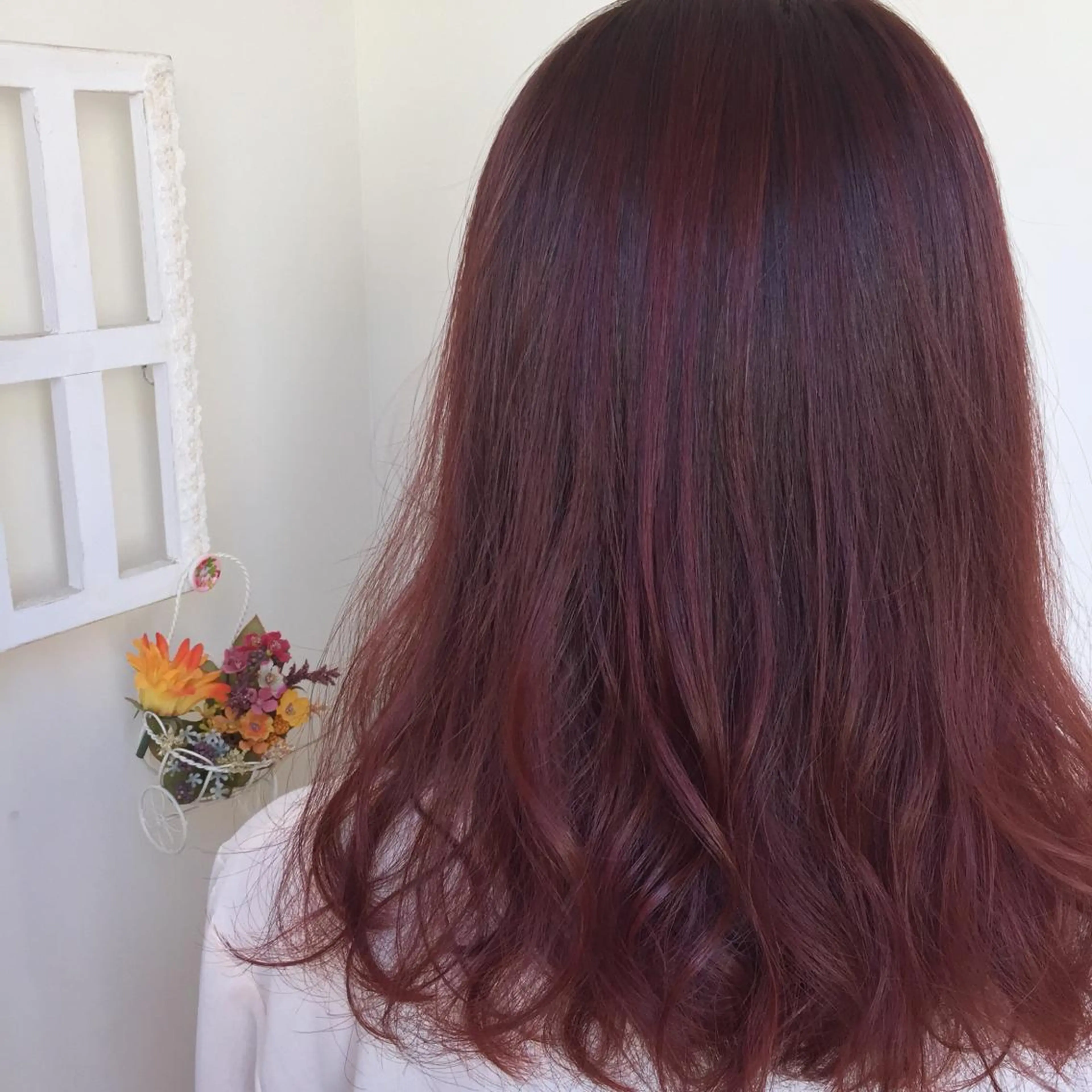 ミディアム カラー ボルドーカラー ピンクカラー HAUS 片山みほのヘアスタイル