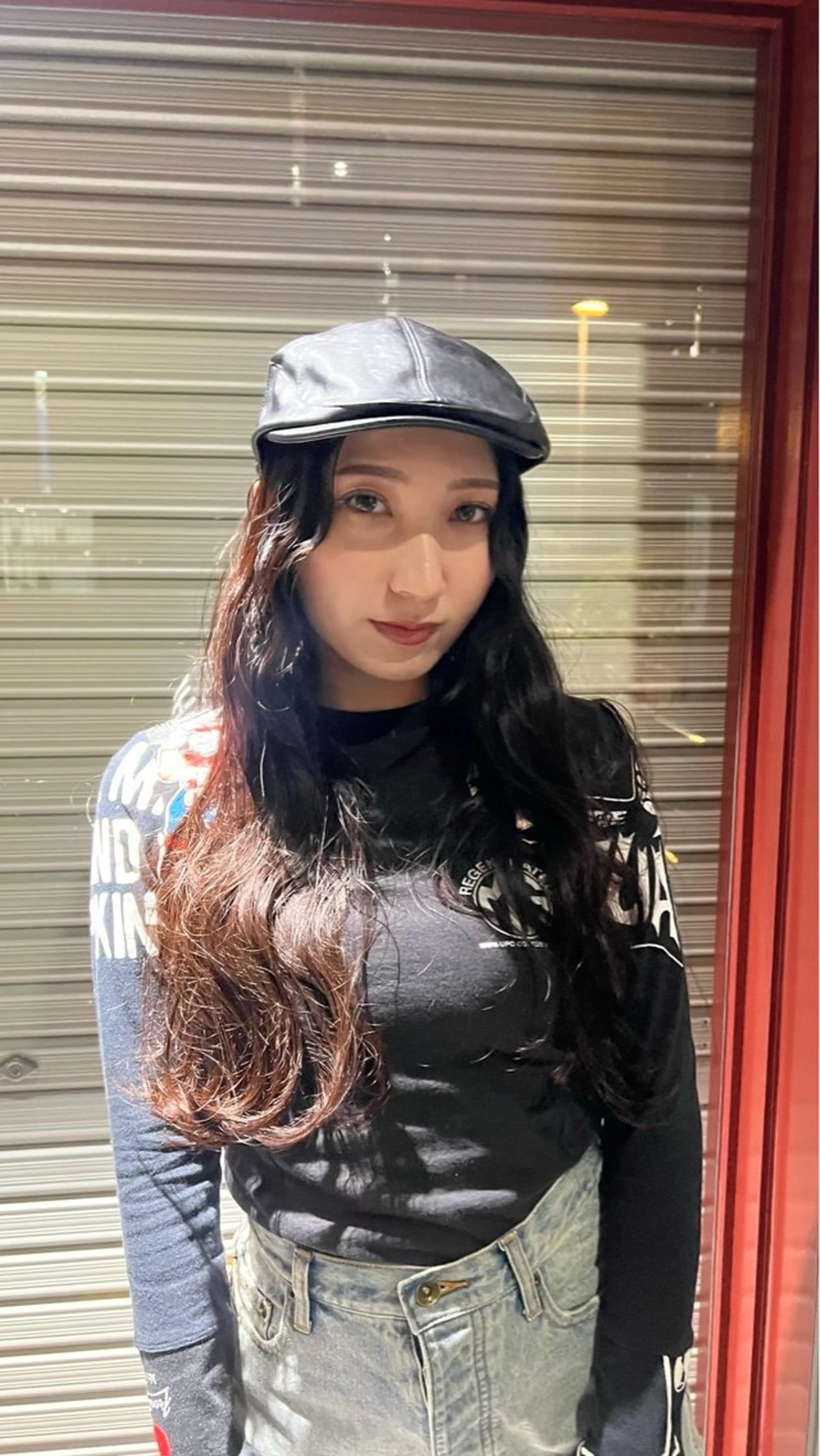 ロング カラー 室屋 鈴音のヘアスタイル