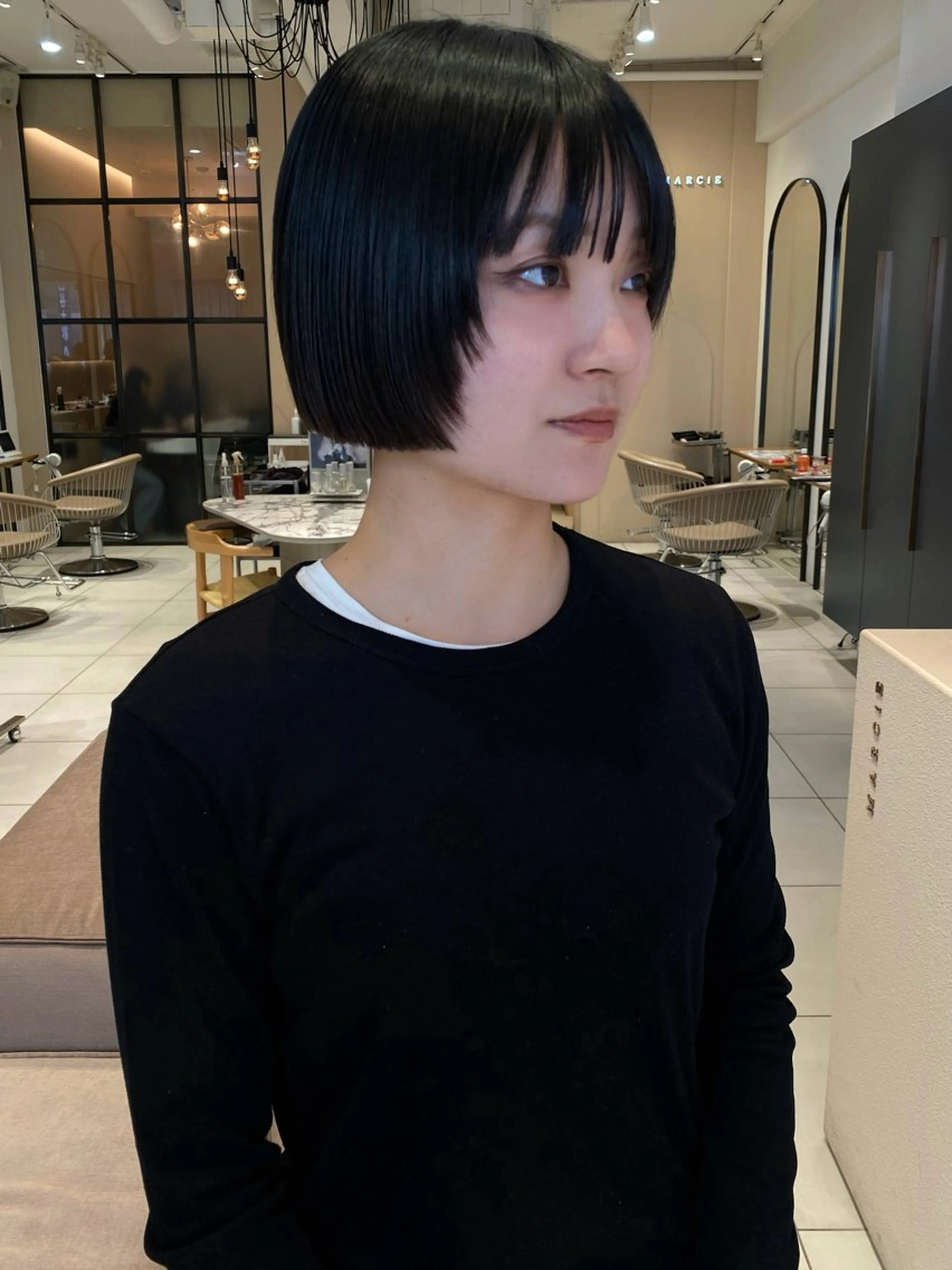 ミディアム ボブ 顔周りカット レイヤーカット カット YUMA🪽 /ボブ/レイヤーのヘアスタイル