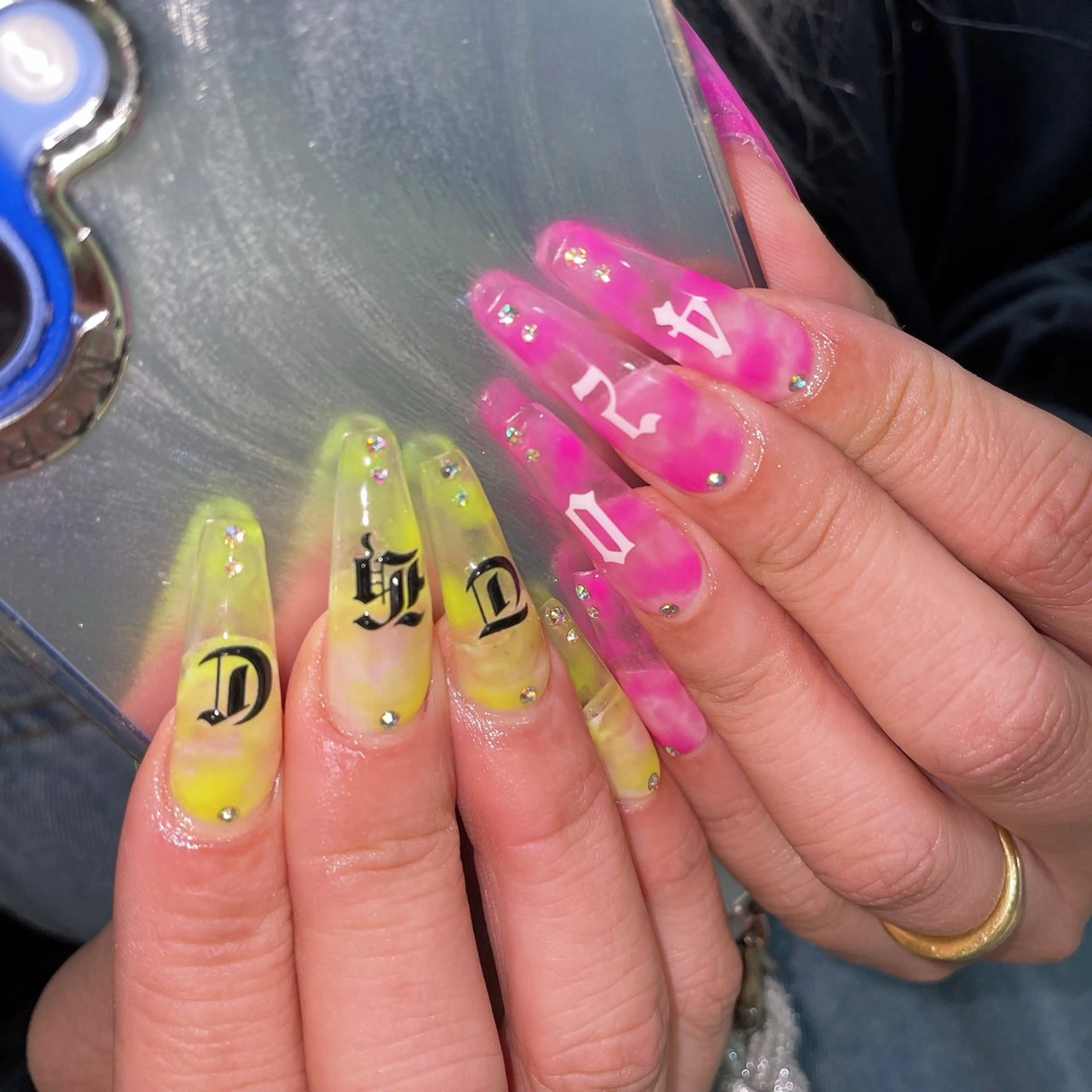 ネイル ハンドネイル shino .のネイルデザイン