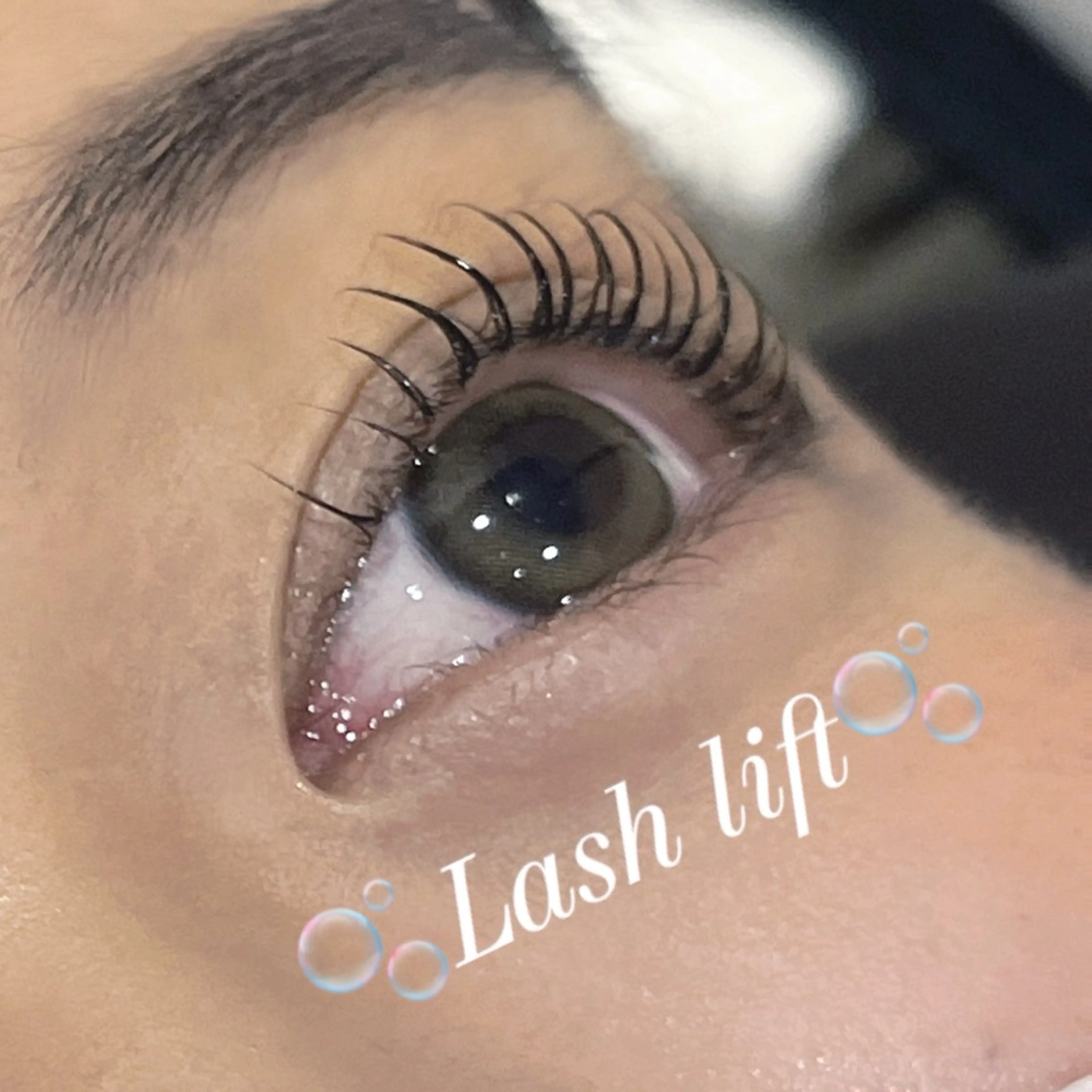 マツエク・マツパ フラットラッシュ 韓国風マツエク パリジェンヌラッシュリフト 下まつげエクステ 一重×まつ毛パーマ マツパ Rairia momoka🎀✨のマツエク・マツパデザイン