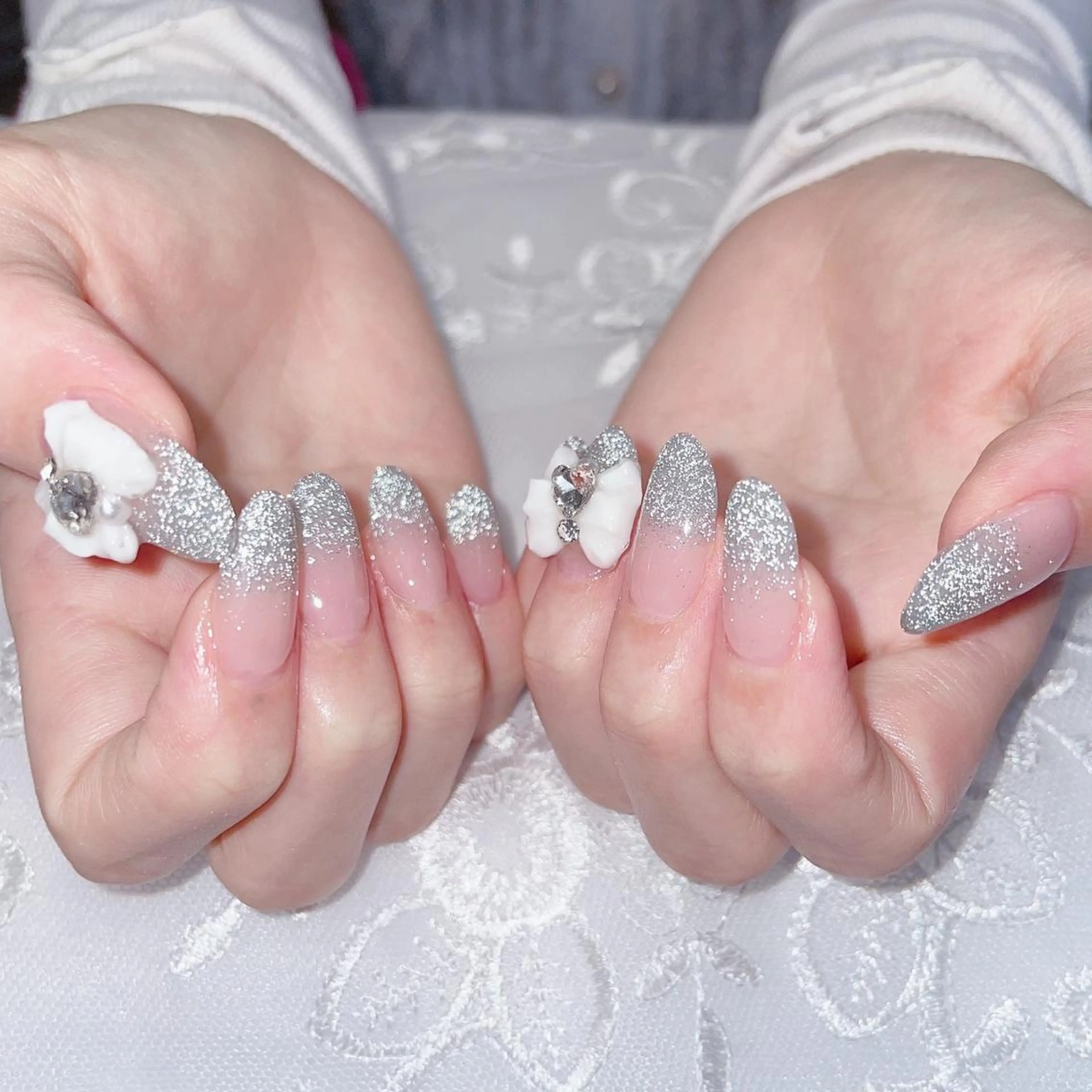 ロング ハンドネイル ハンドケア 💜MIYA nail川崎店のネイルデザイン