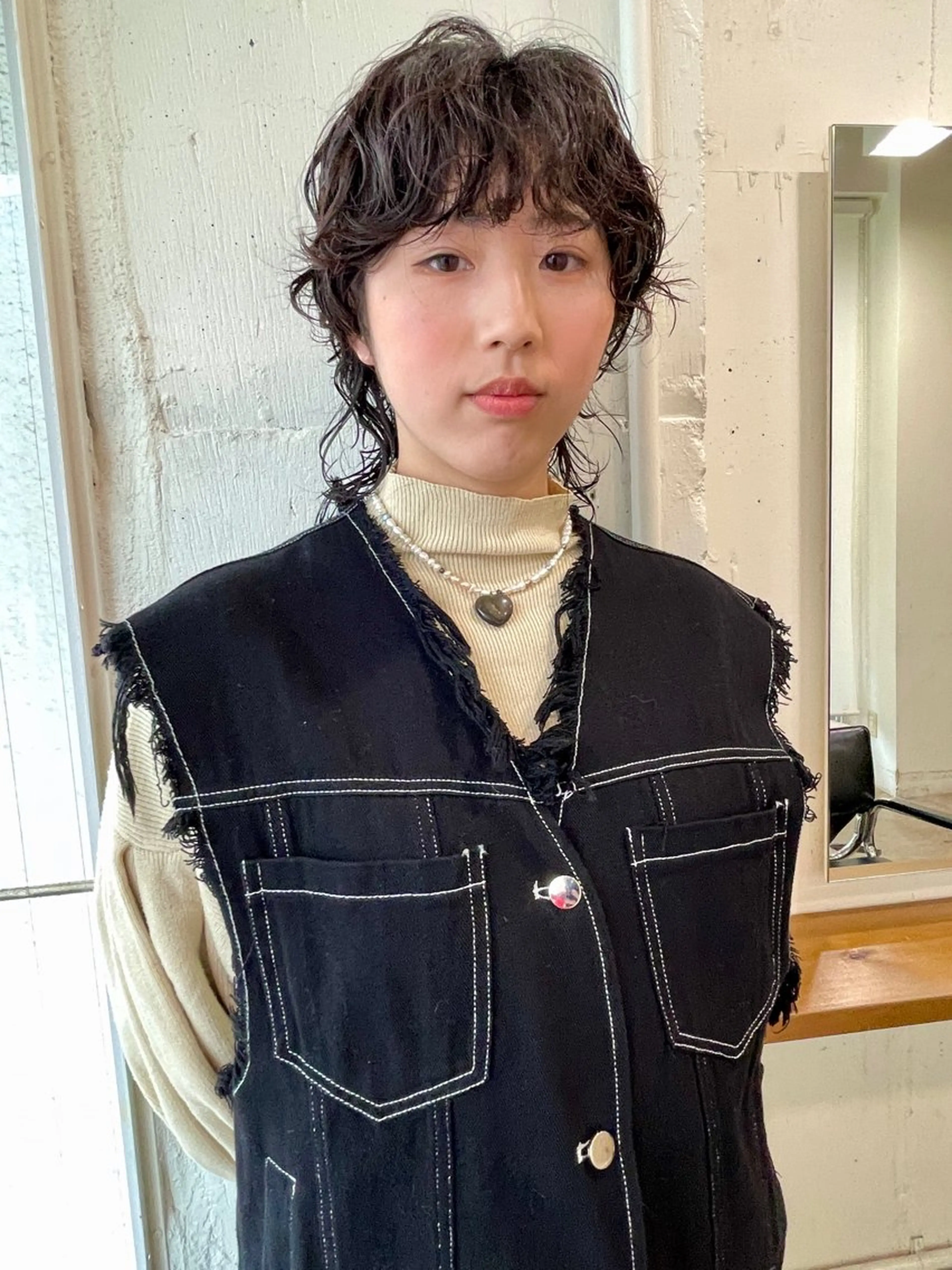 ミディアム カラー パーマ ミディアムパーマ ウルフカット カット ヘアカラー パーマ トリートメント レイヤー／似合わせ TAKUYAのヘアスタイル