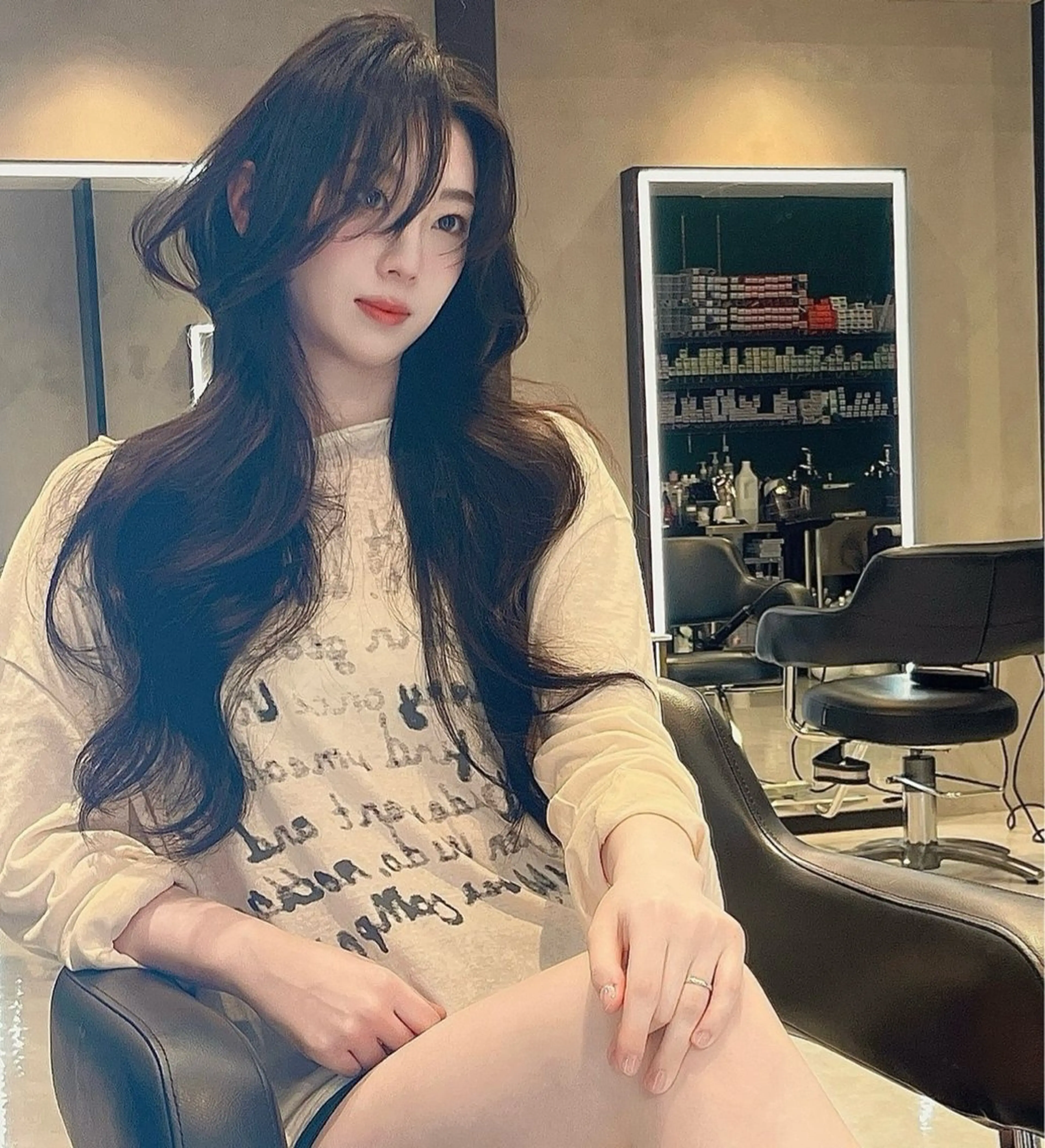 ロング 海野翔吾🇨🇳 ワンホンレイヤーのヘアスタイル