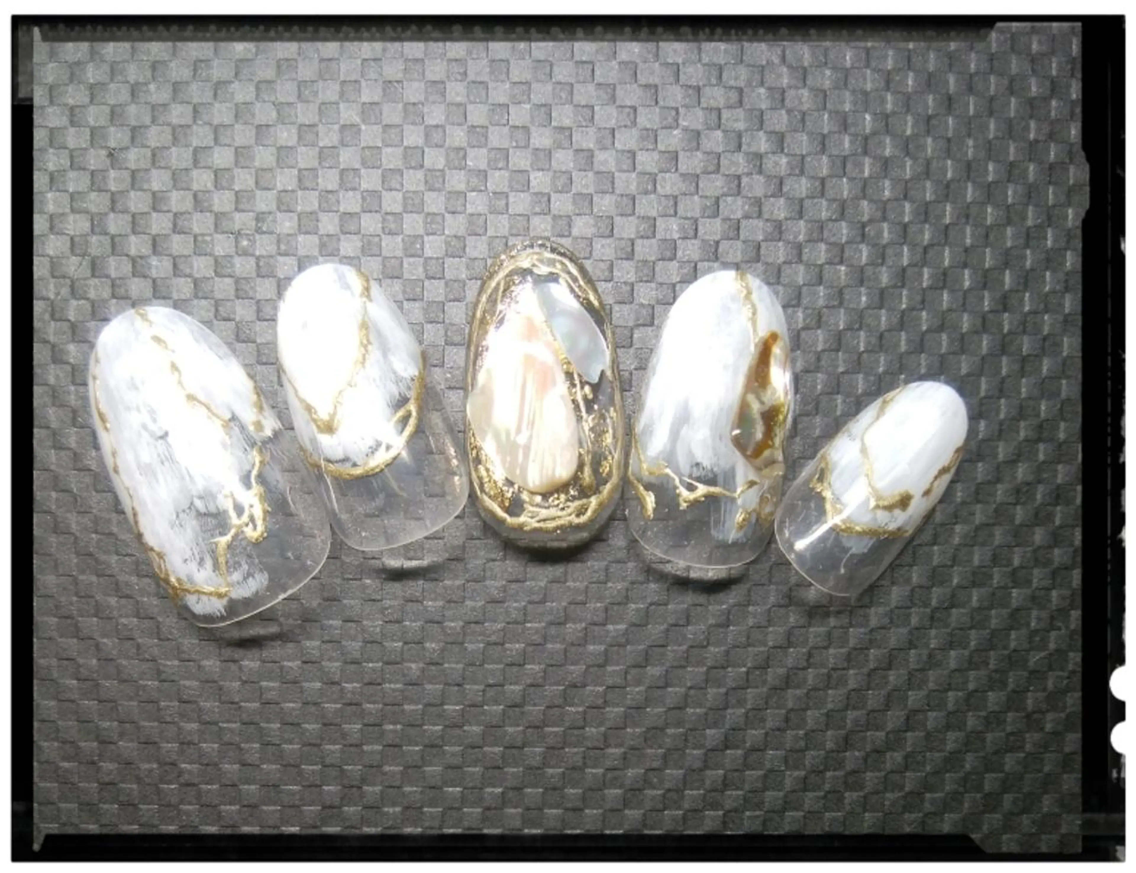 ネイル ニュアンスネイル ハンドネイル リラクゼーション＆ネイル仙殊~センジュ~所属・senju 　のネイルデザイン