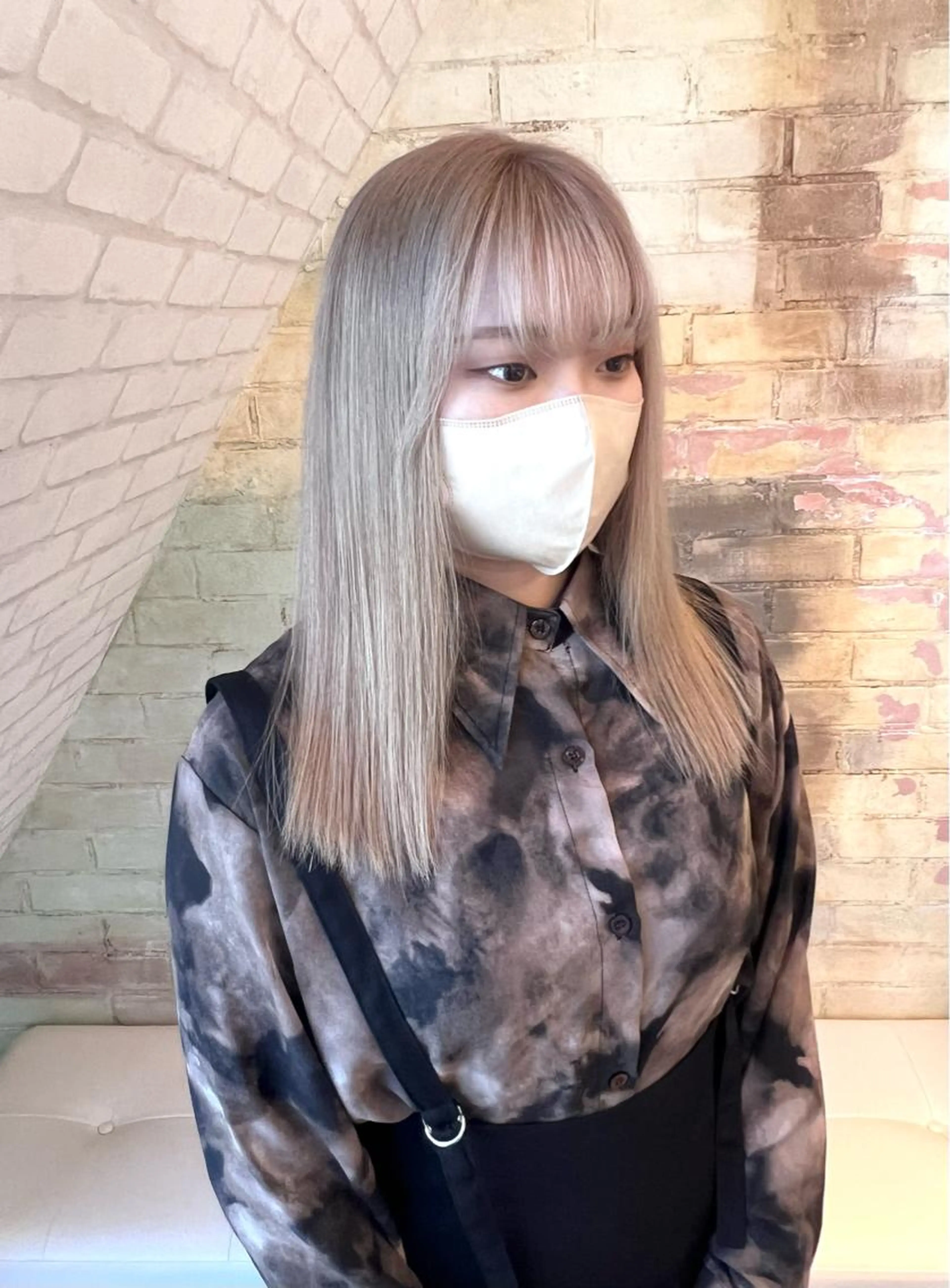 ハイトーンクーポン👩🏼ブリーチ+イルミナorアディクシー+トリートメントの写真