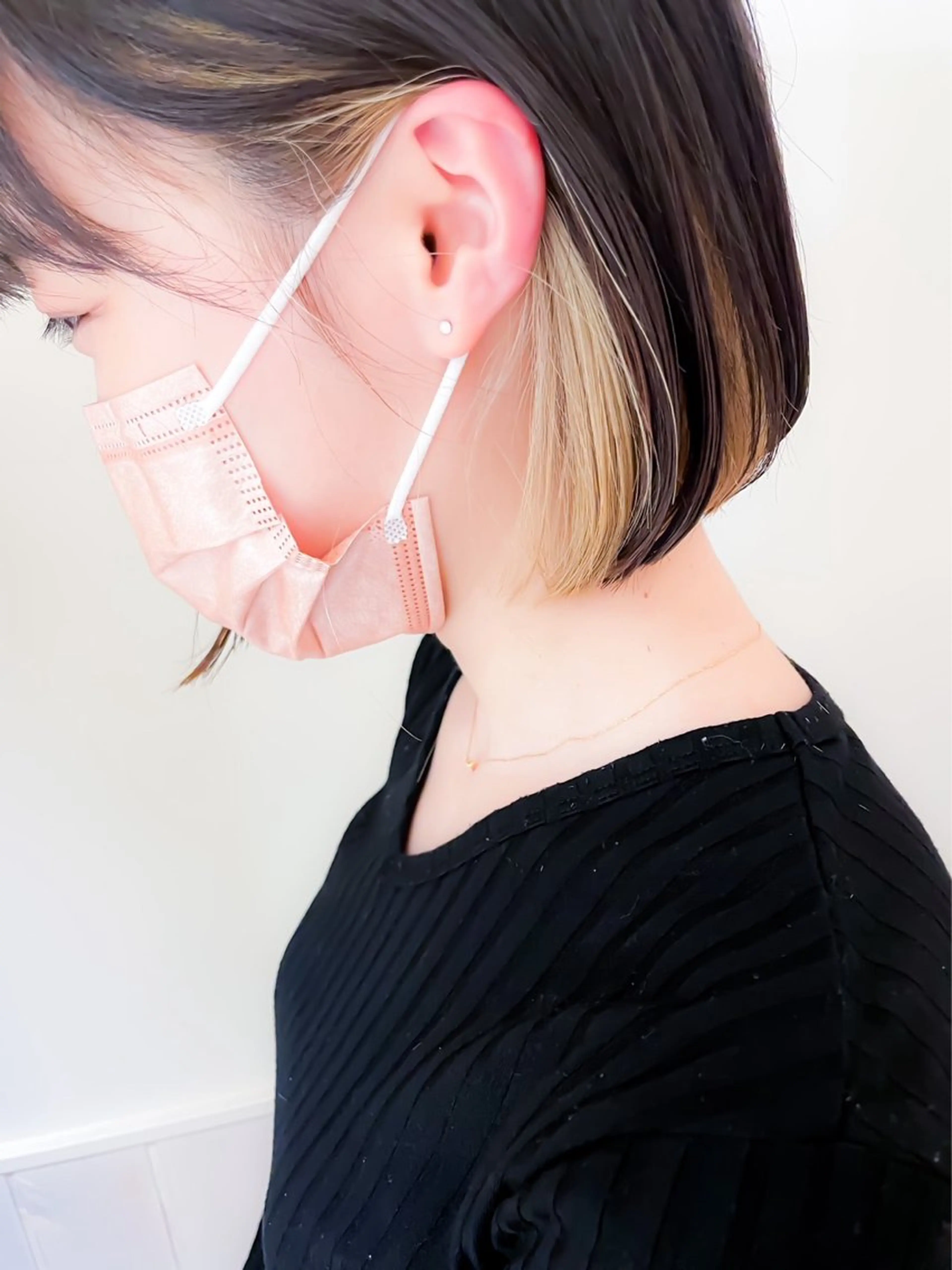 ショート カラー ブロンド インナーカラー ホワイトブロンド ボブ 🐳 あゆは🐳のヘアスタイル