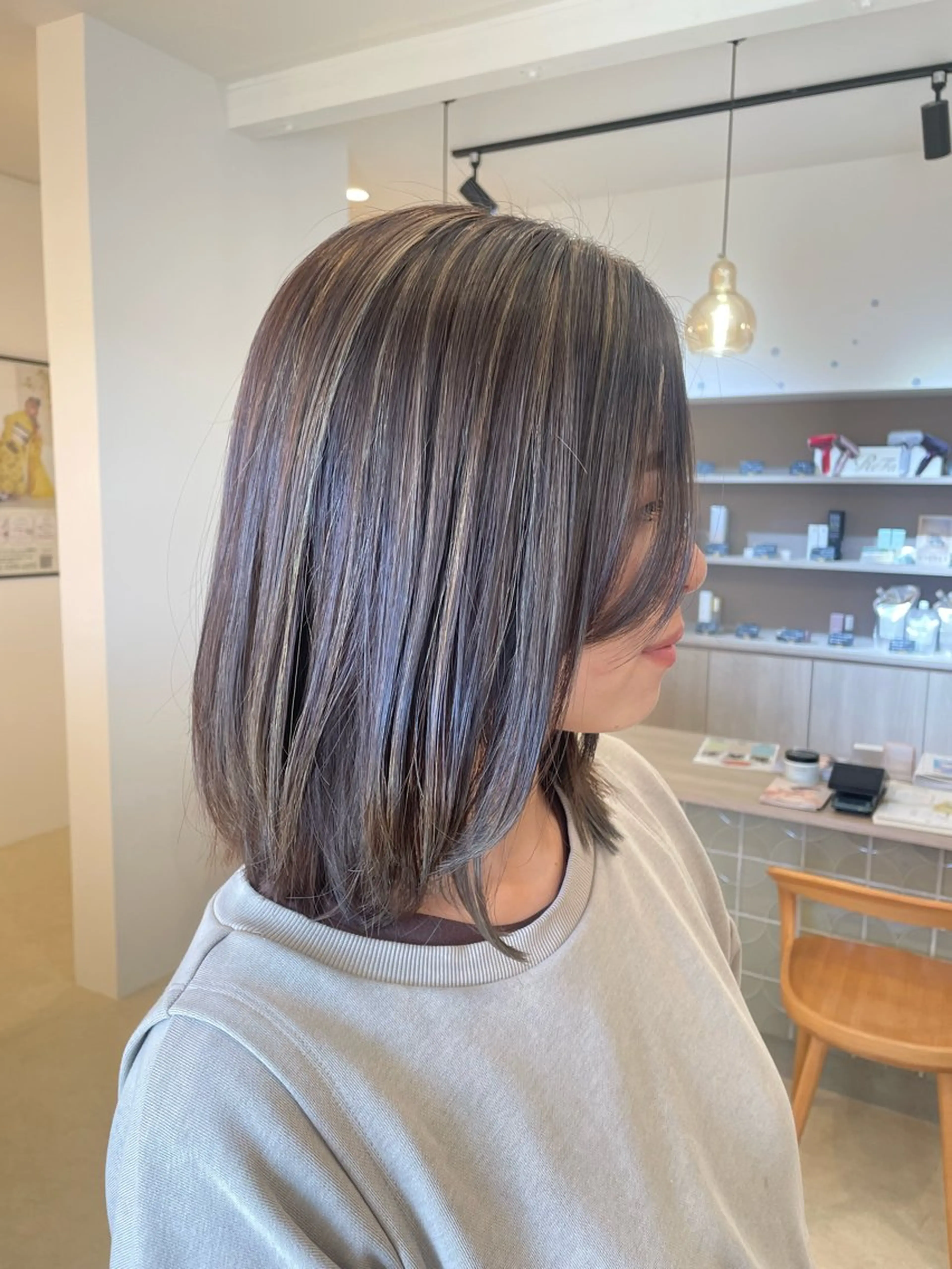 カラー ルプラボウ/日野 /ショート/レイヤーのヘアスタイル