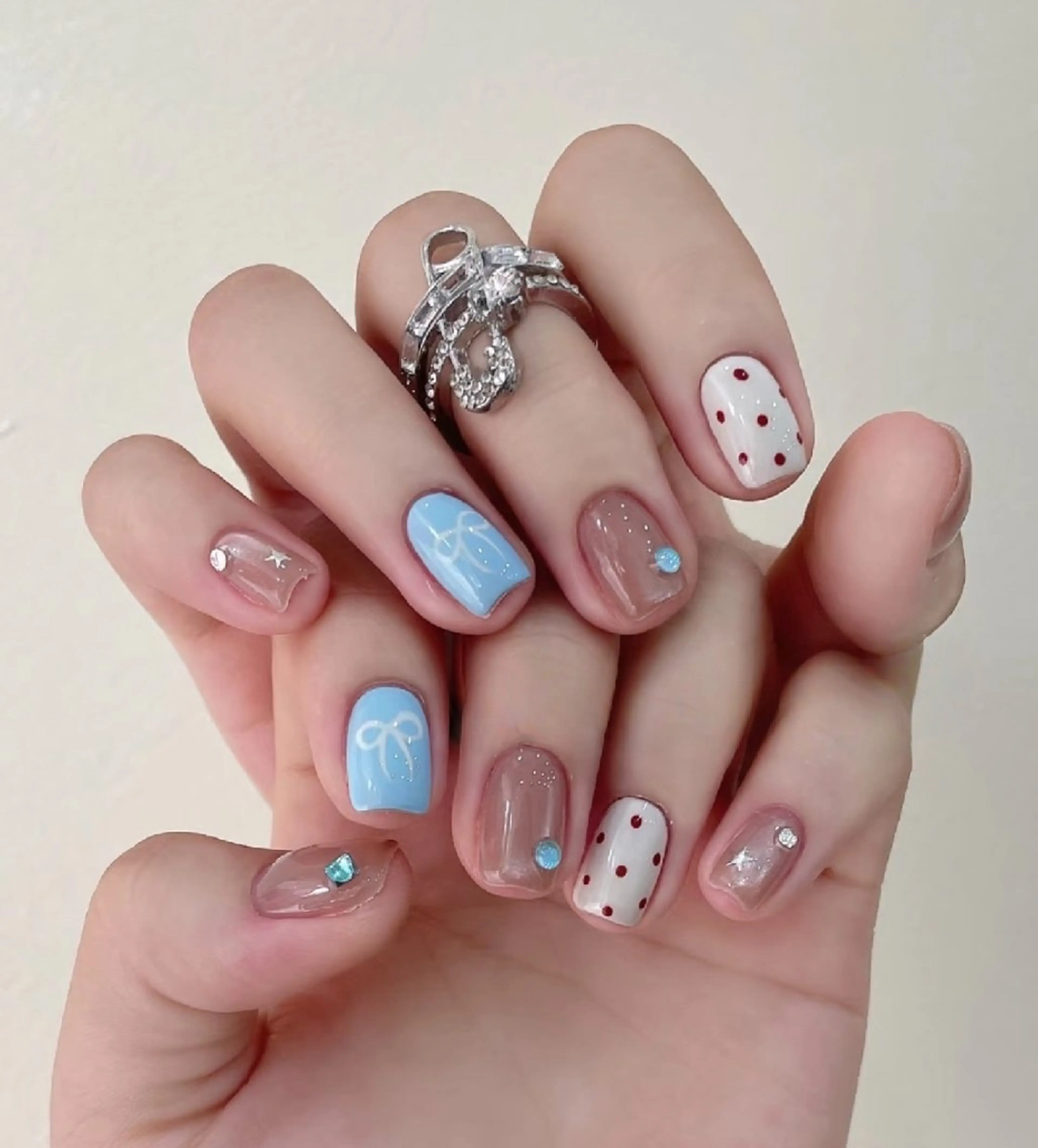 ネイル ハンドネイル パラジェル＆フィルイン取り扱いサロンSol Nail所属・Sol Nail ミネのネイルデザイン