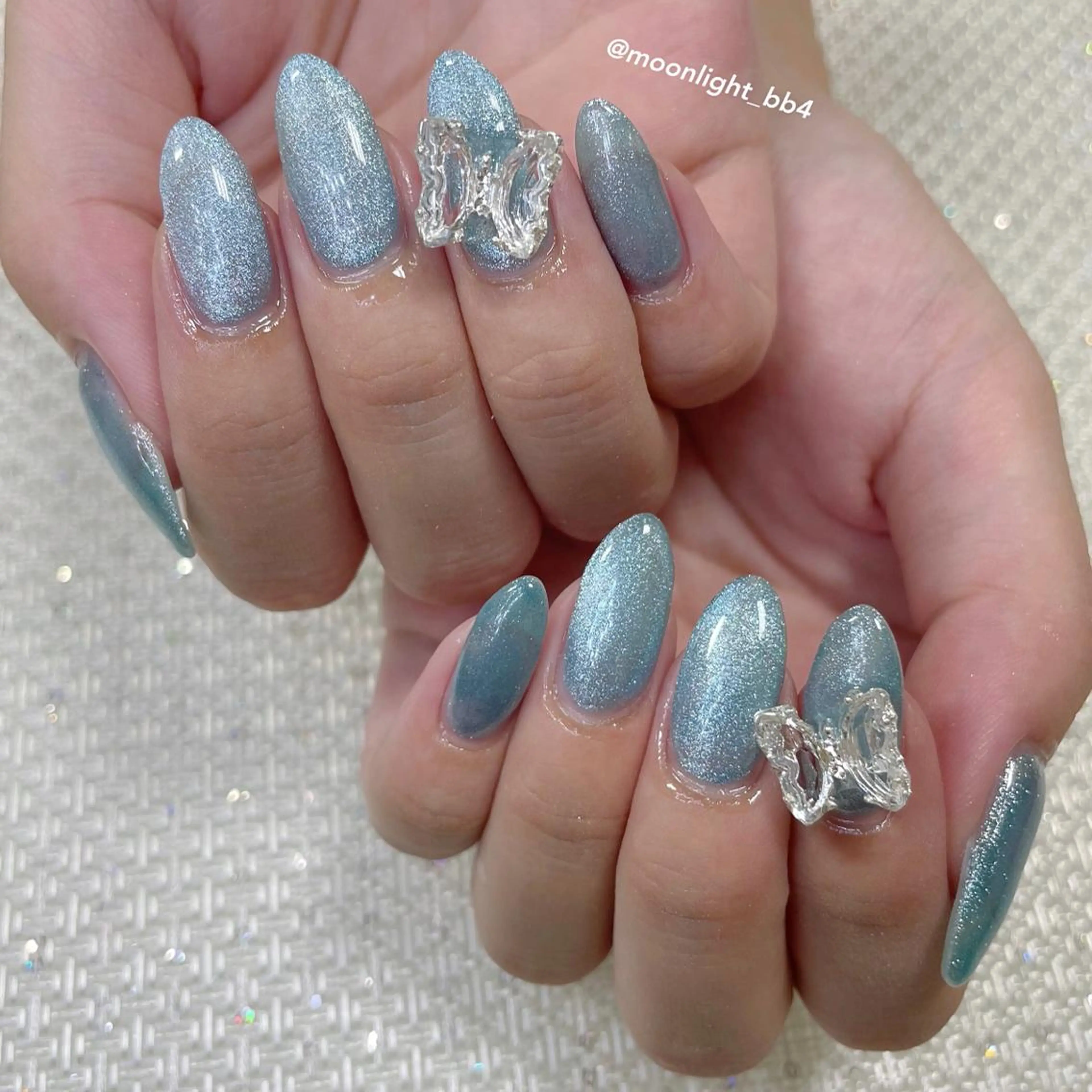 ネイル MoonLight MIHOのネイルデザイン