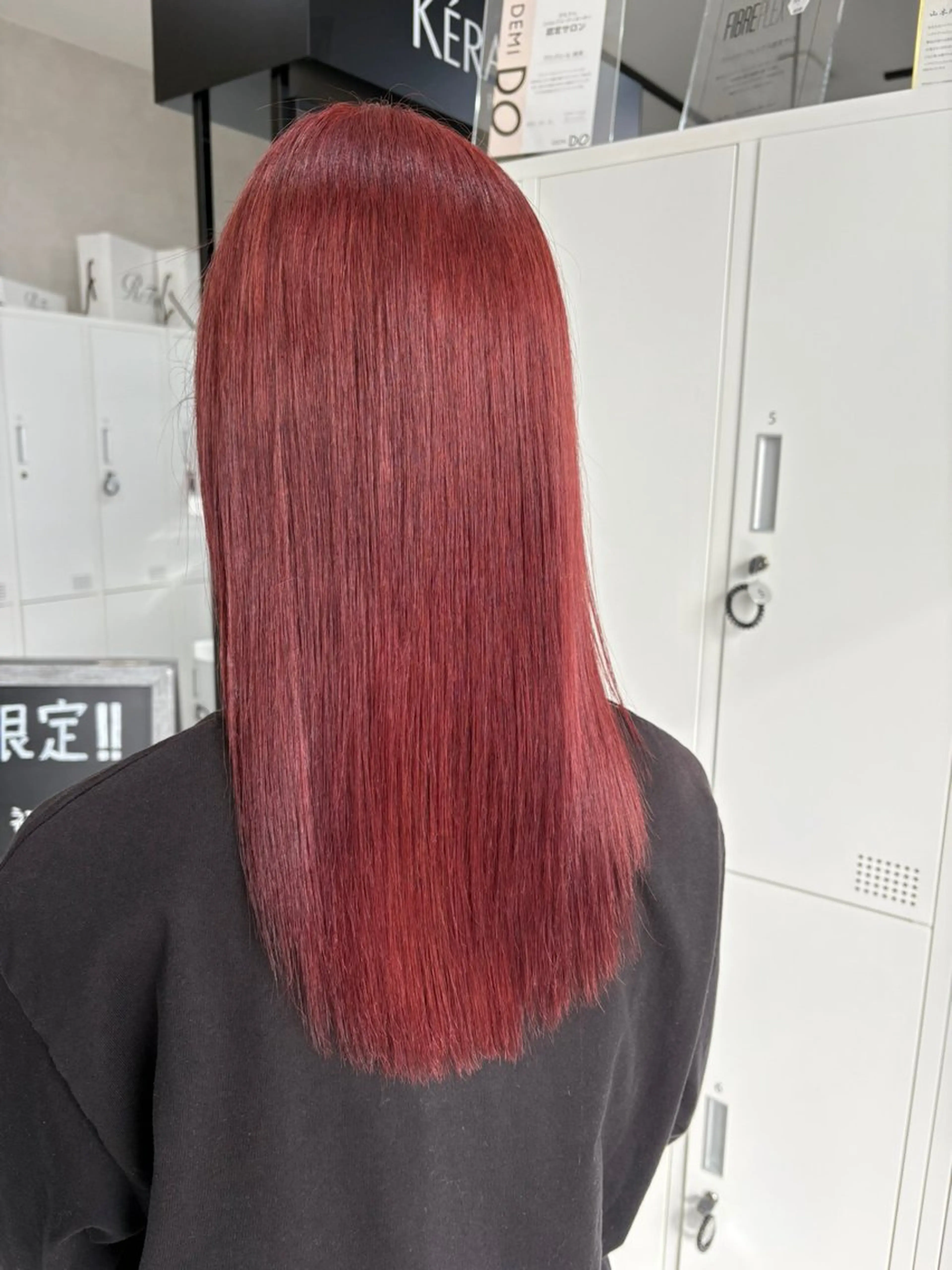 セミロング カラー GRANDEUR やまだかなのヘアスタイル