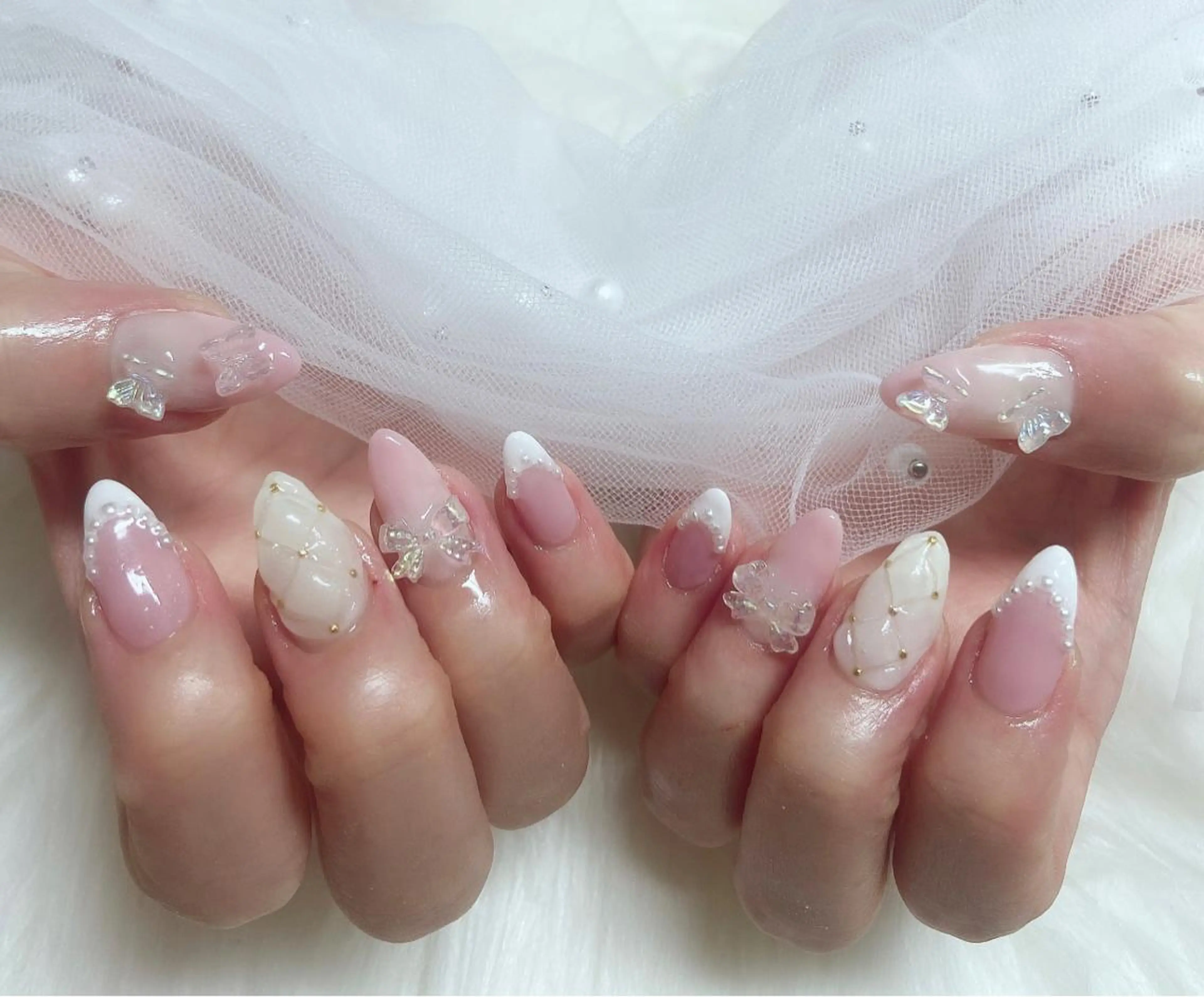 ネイル ハンドネイル ＆ME アンドミーのネイルデザイン