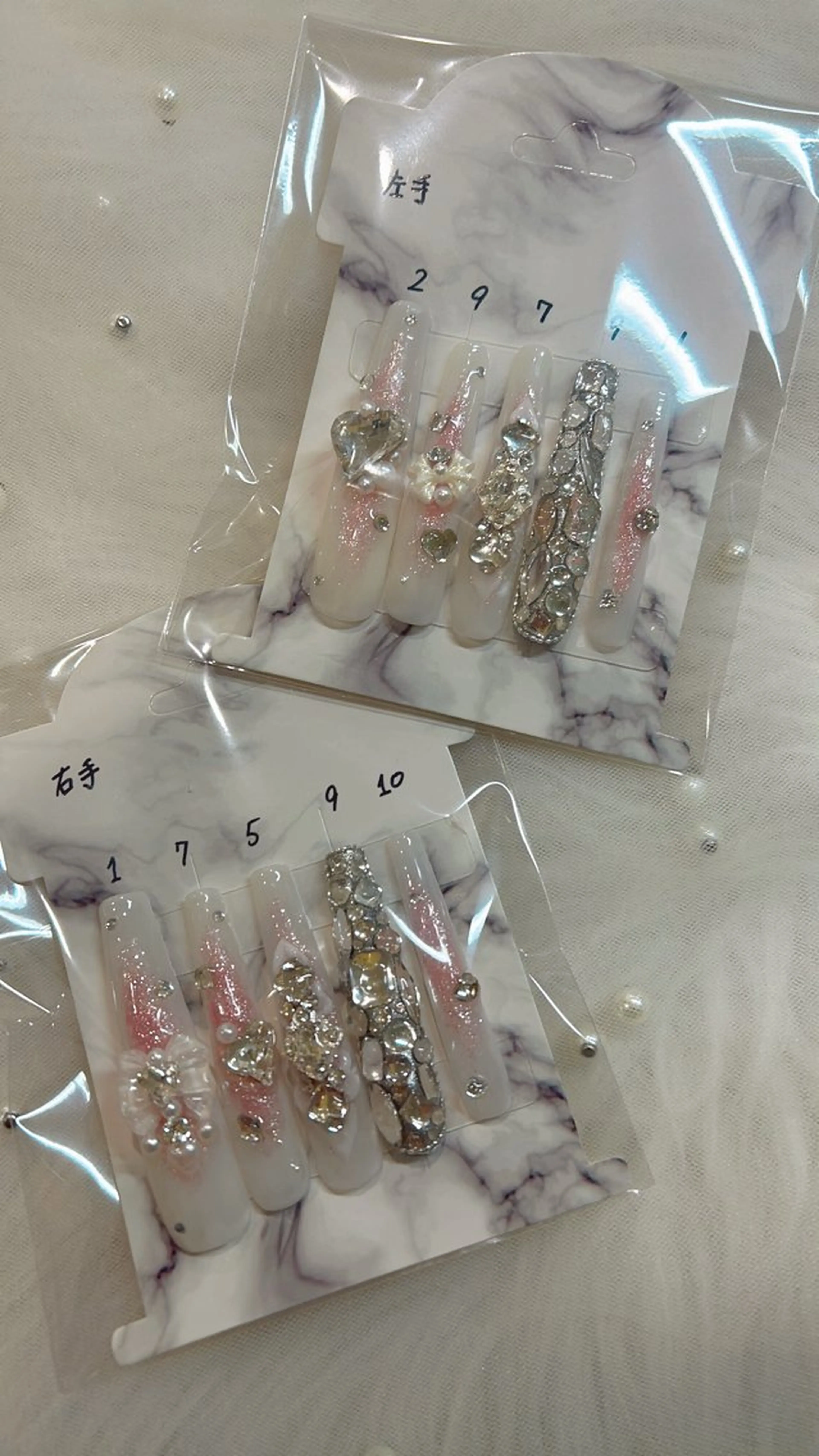 ネイル アートネイル ロングネイル ワンカラーネイル シンプルネイル ストーンネイル 《LB》ラブリエ Nail&eyeのマツエク・マツパデザイン