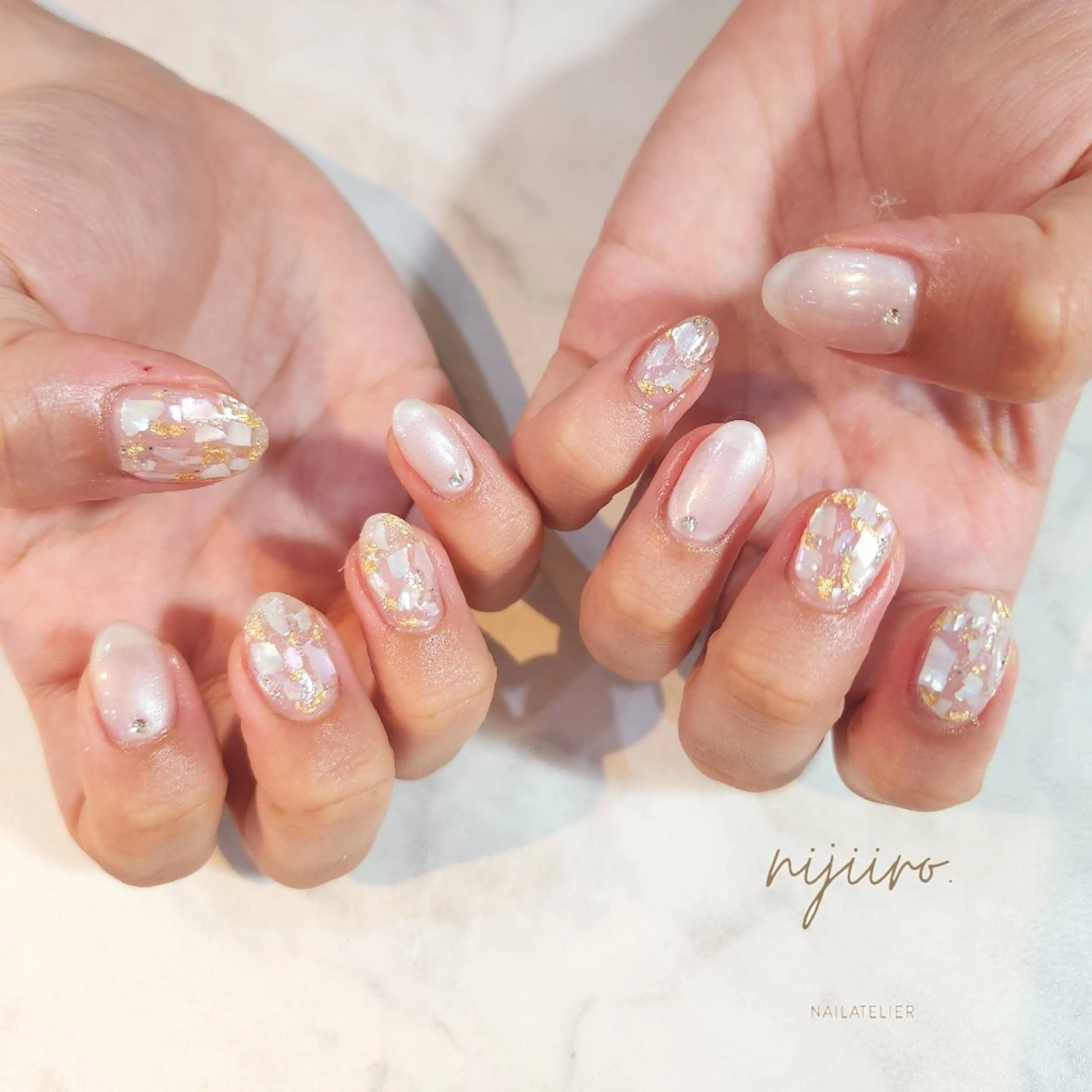 ネイル ハンドネイル nailatelier nijiiro.所属・nijiiro🌈 サトウのネイルデザイン
