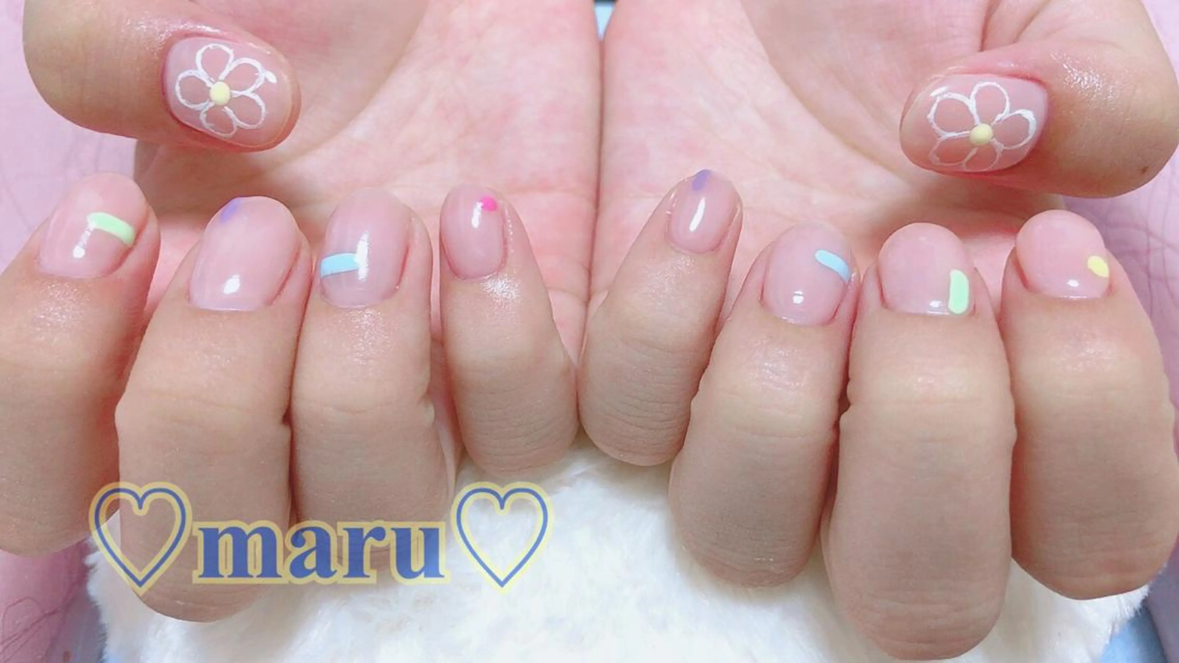 ネイル ハンドネイル フットネイル まるみ ♡のネイルデザイン