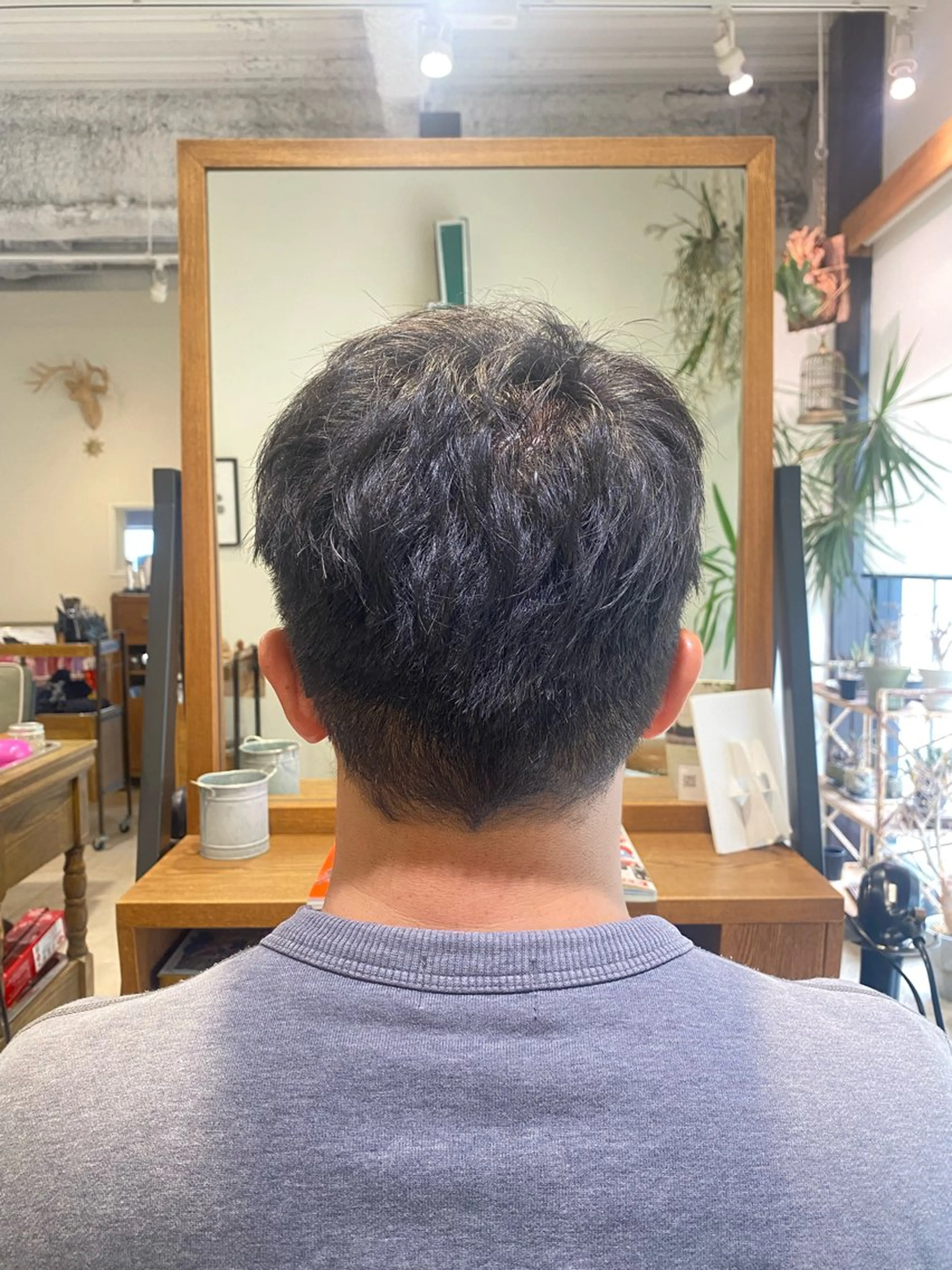 ショート メンズ LiC えりのヘアスタイル