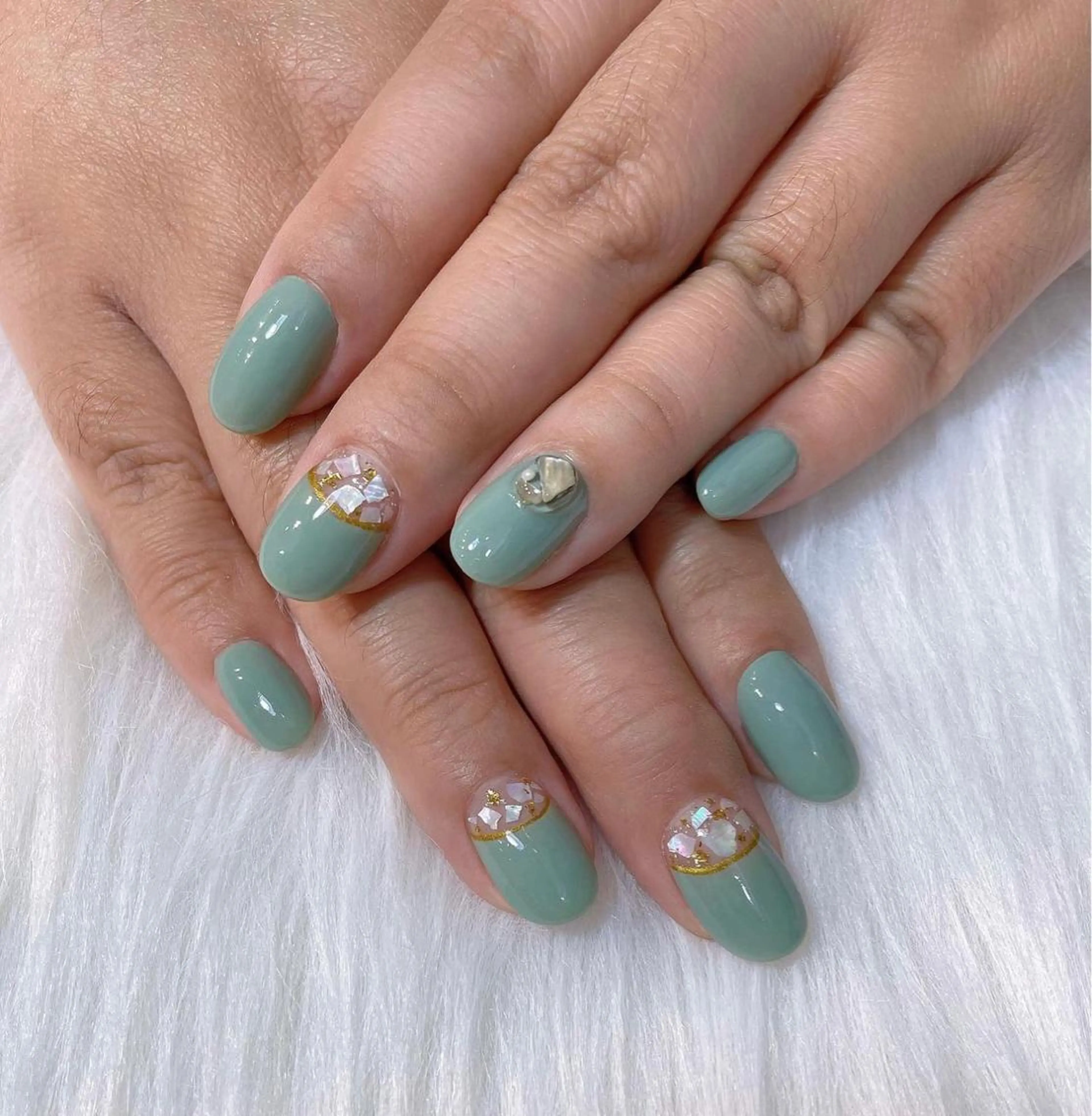 ロング カラー ネイル Q Free nailsのネイルデザイン