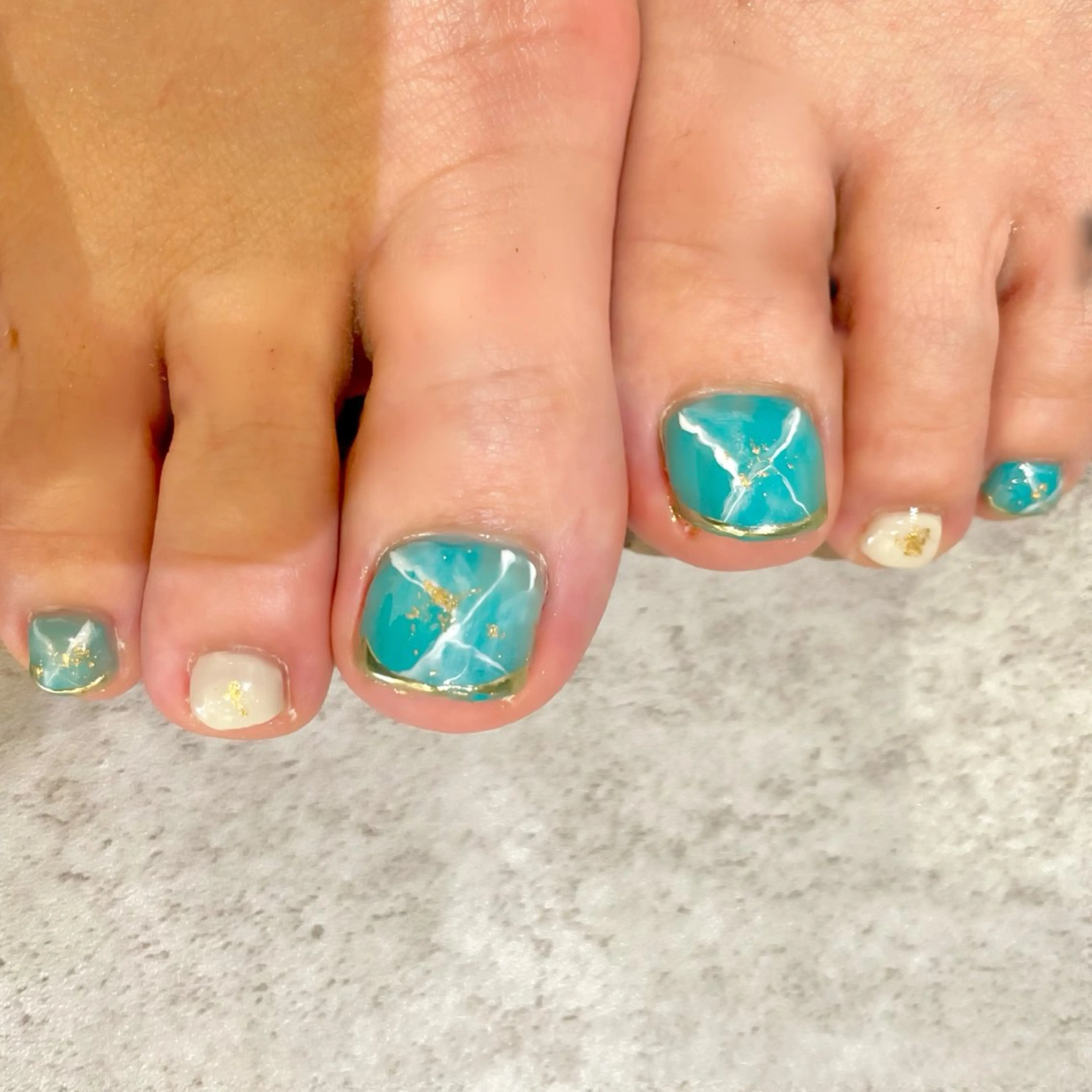 ネイル アートネイル フットネイル グラデーション マグネットネイル 大理石ネイル(マーブル) フットネイル Seemly 千田町店所属・フラワーパラジェル 🌸シームリーエミのネイルデザイン