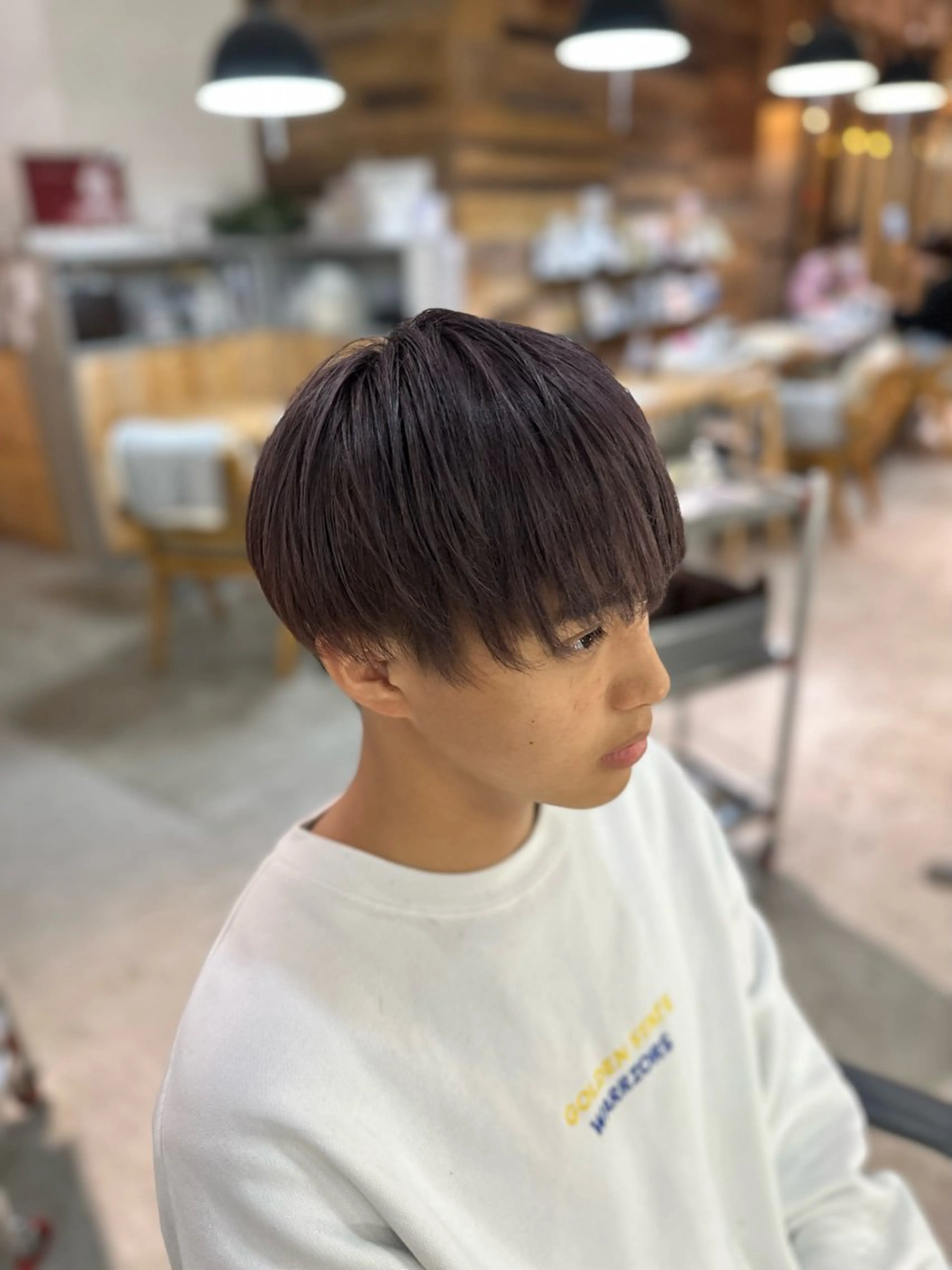 カラー メンズ マッシュ グレージュ ミルクティーグレージュ 溜 一太のヘアスタイル