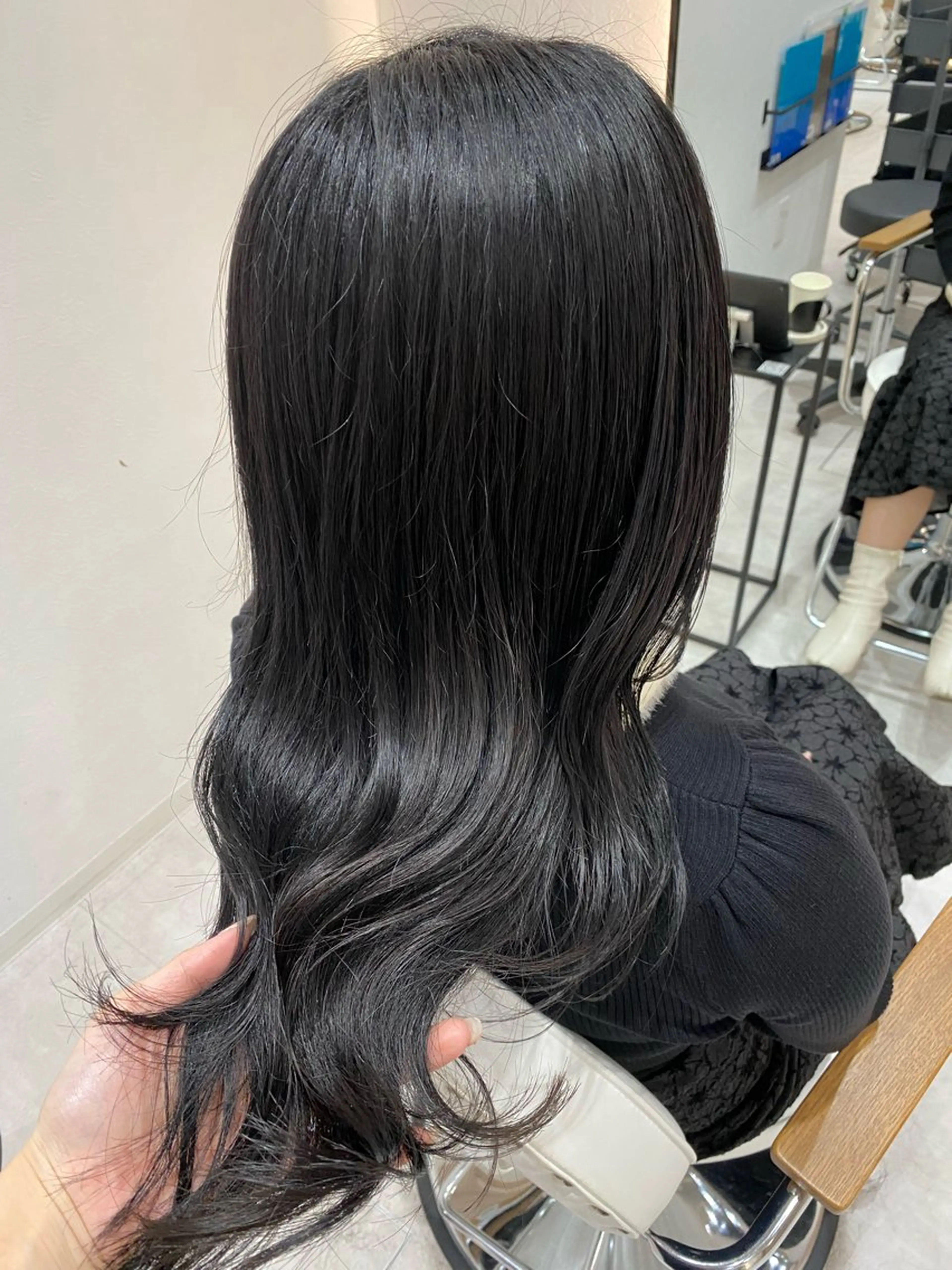 ロング 艶髪・透明感カラー・ 韓国ヘア・Yuriのヘアスタイル