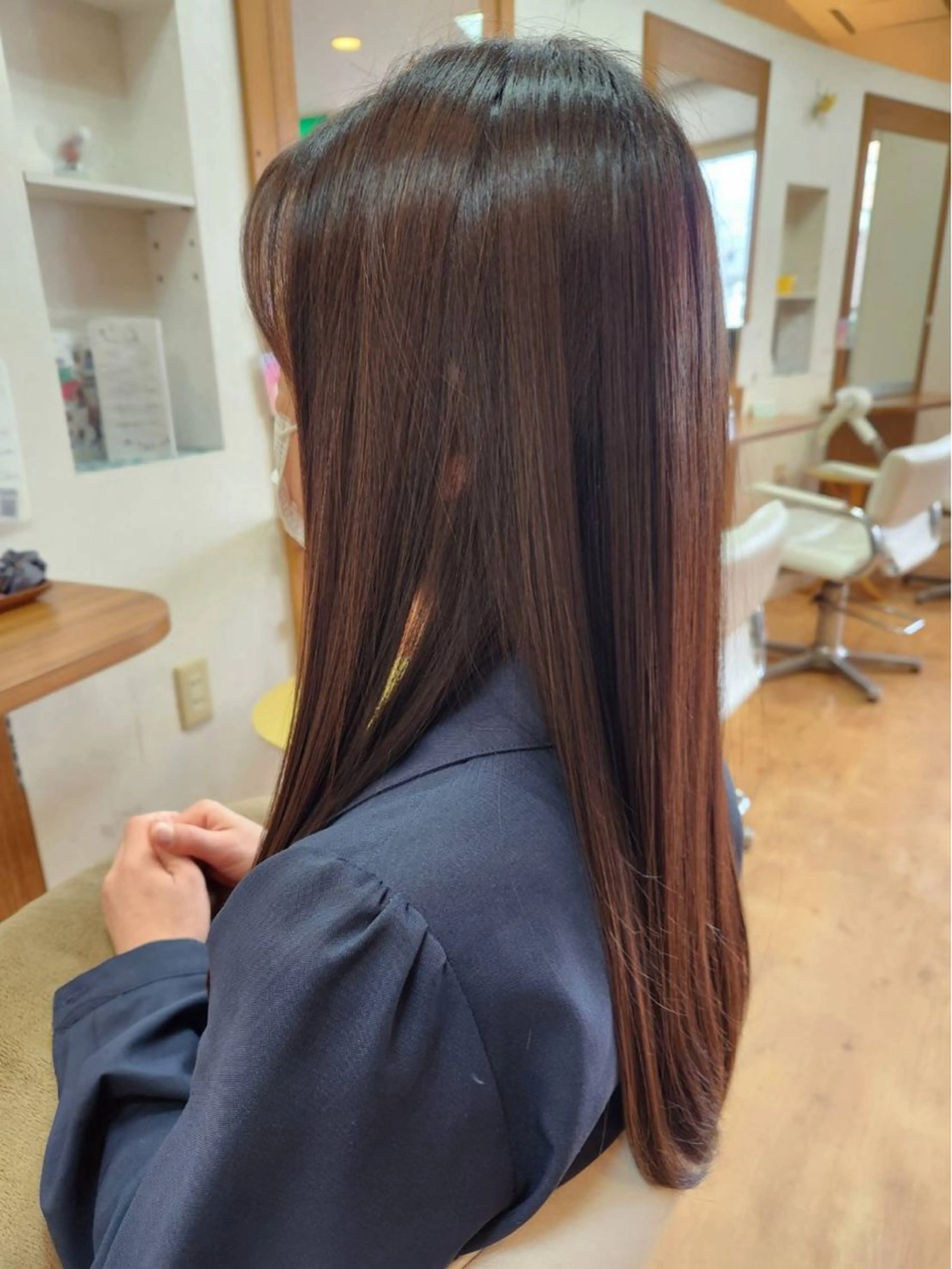 ロング 縮毛矯正 湯浅 貴子のヘアスタイル