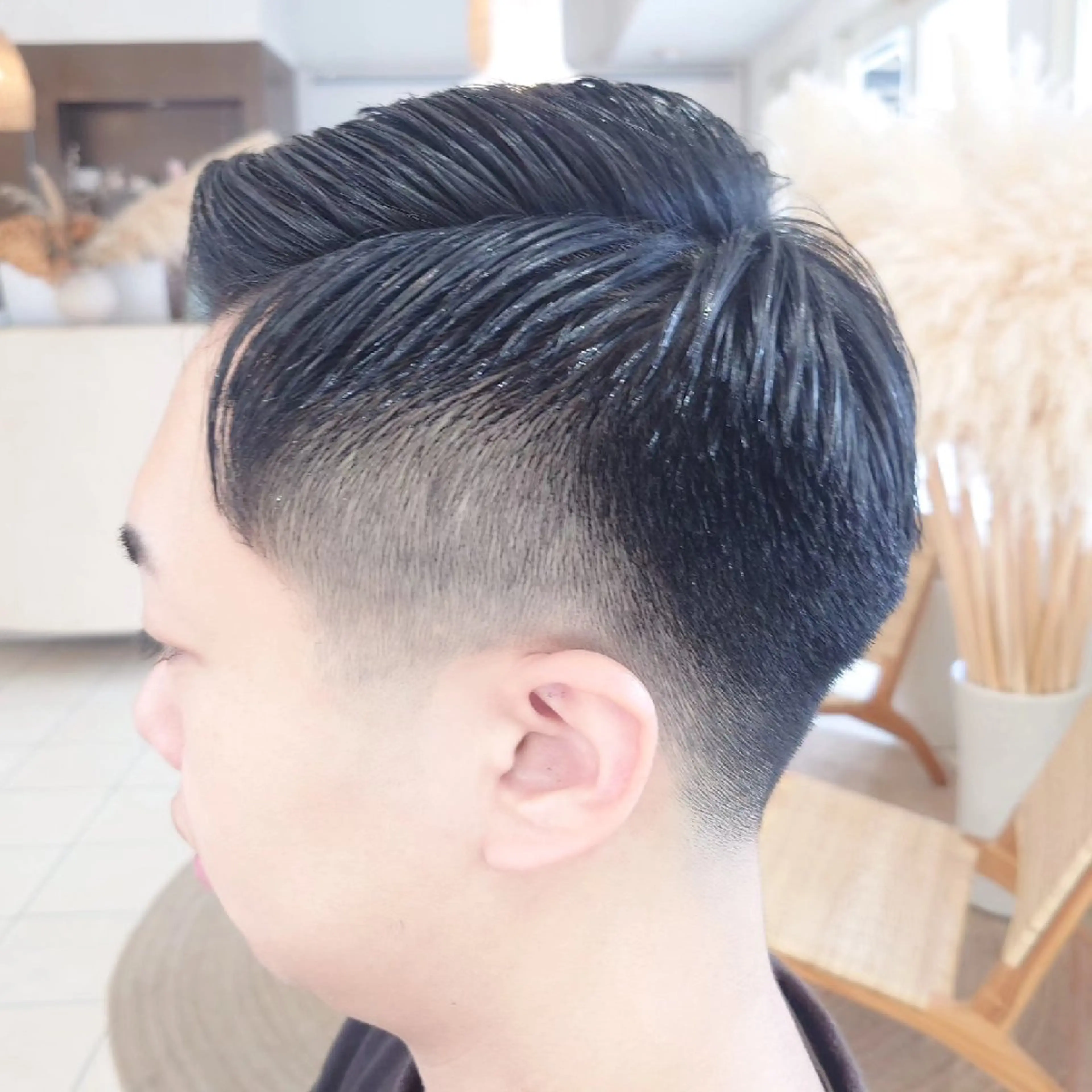 ショート 根本 智晴のヘアスタイル