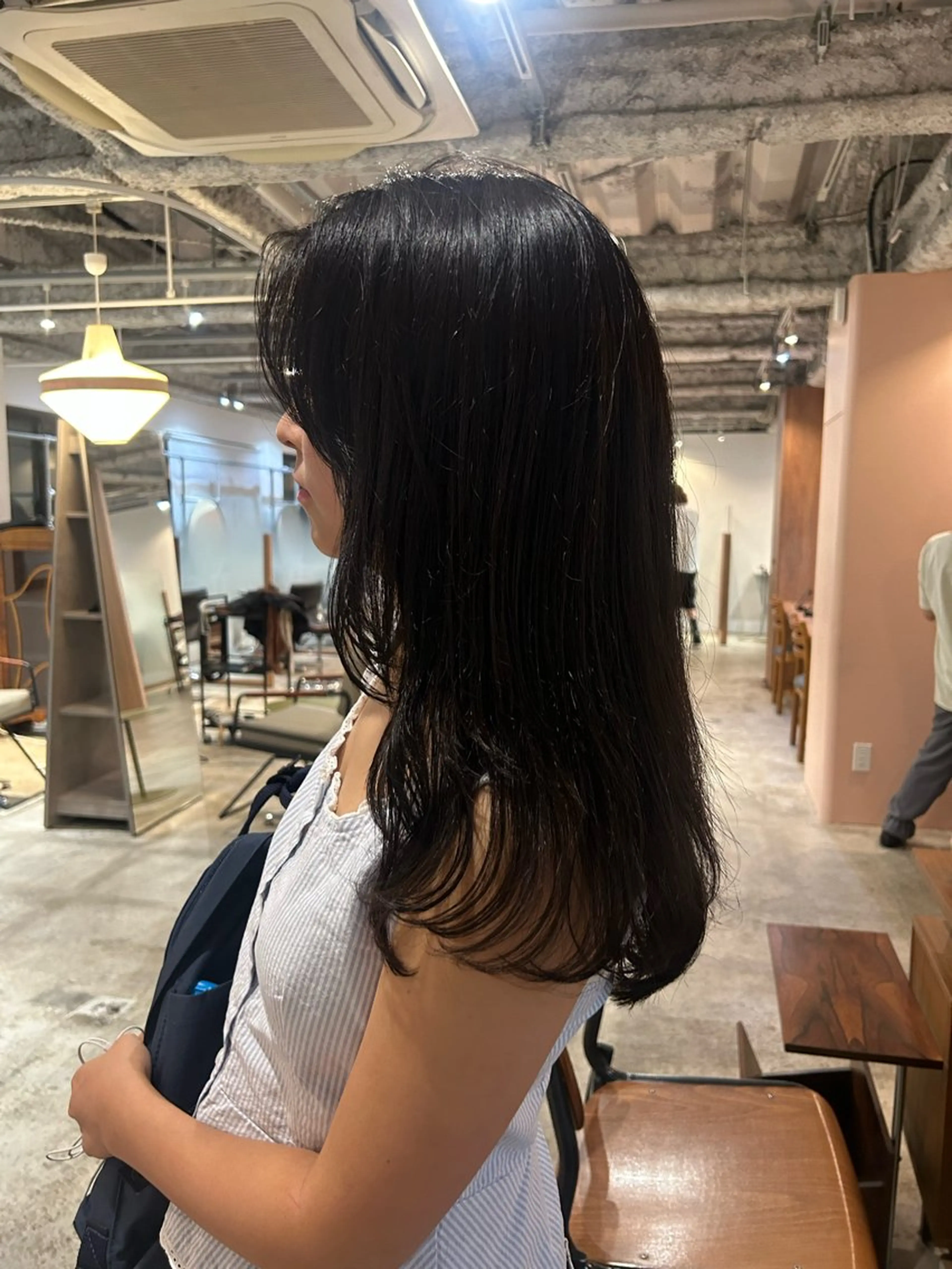 カラー かんだい colorのヘアスタイル