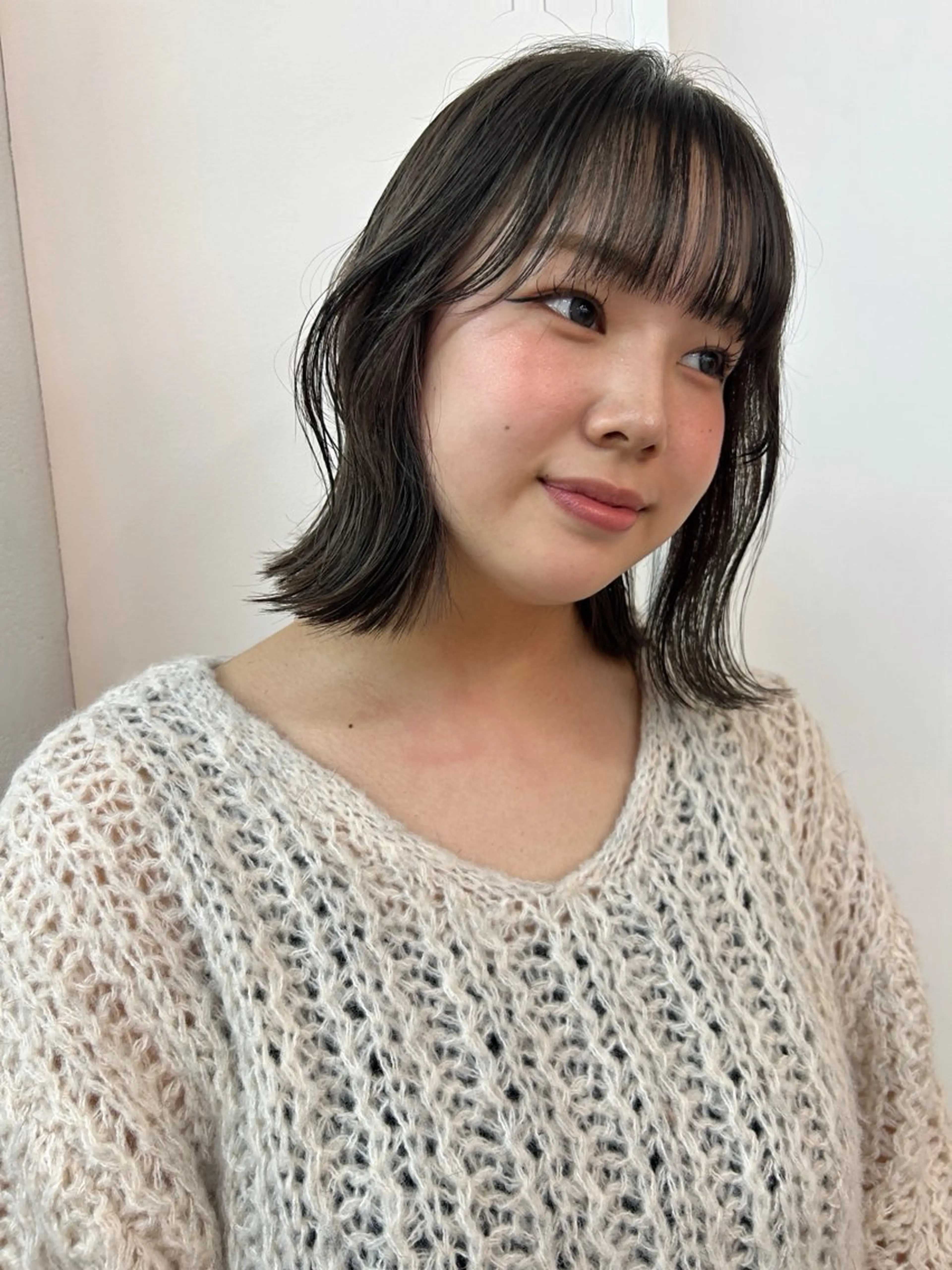 ショート レイヤーカット/ 透明感カラーmikuのヘアスタイル