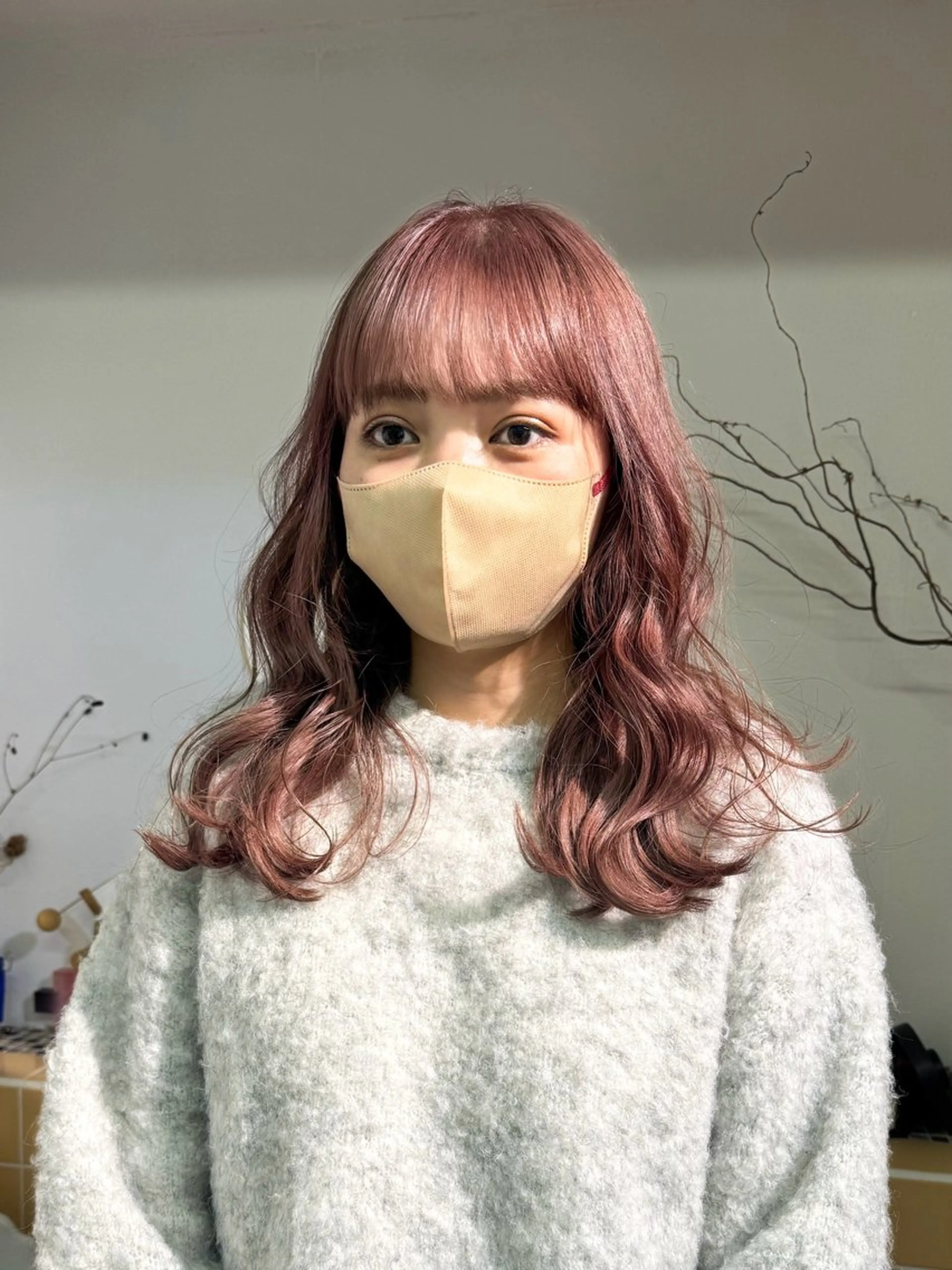 ミディアム カラー ベージュカラー ピンクカラー ピンクベージュ ヘアカラー Seeknext // Rukaのヘアスタイル